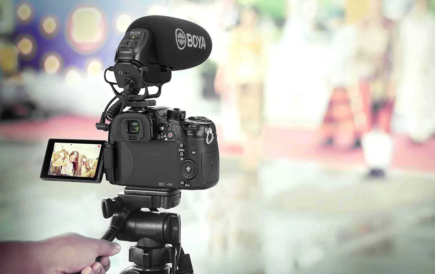 میکروفون کندانسور سوپرکاردیوئید Boya By-Bm3031 با کیفیت صدای عالی برای دوربین های DSLR، کمکوردها، ضبط کنندههای صدا و غیره، مشکی میکروفون کندانسور سوپرکاردیوئید Boya By-Bm3031 با کیفیت صدای عالی برای دوربین های DSLR، کمکوردها، ضبط کنندههای صدا و غیره، مشکی