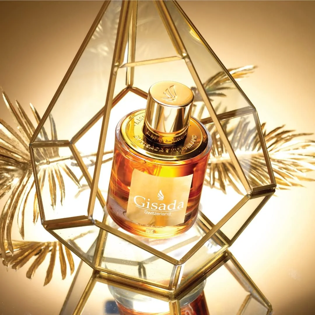 ادکلن زنانه گیسادا - Ambassador Women | 50ml Eau de Parfum | عطر انحصاری برای زنان | رایحه زنانه با شخصیت میوه ای، گلی و شرقی | اعتیاد آور، خوشمزه و احساسی (50 میلی لیتر) ادکلن زنانه گیسادا - Ambassador Women | 50ml Eau de Parfum | عطر انحصاری برای زنان | رایحه زنانه با شخصیت میوه ای، گلی و شرقی | اعتیاد آور، خوشمزه و احساسی (50 میلی لیتر)