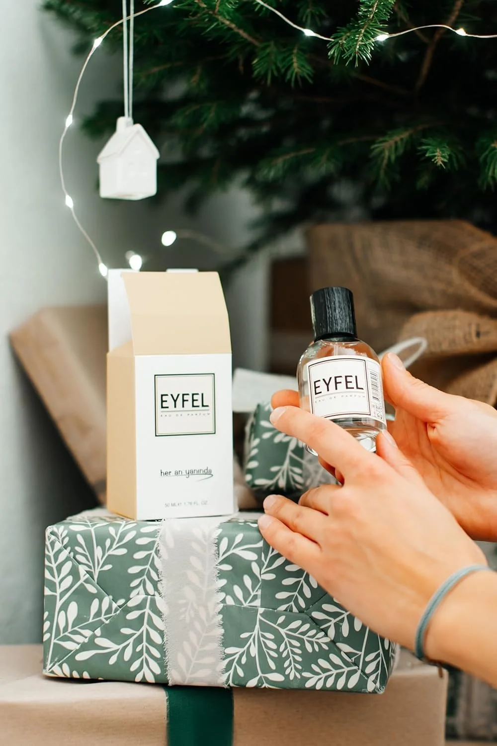 عطر مردانه و زنانه EYFEL مدل U21 الهام گرفته از Blik Orkid Tomfrd – ادو پرفیوم اسپری – کلن унисекс – EDP 100 میلی لیتر عطر مردانه و زنانه EYFEL مدل U21 الهام گرفته از Blik Orkid Tomfrd – ادو پرفیوم اسپری – کلن унисекс – EDP 100 میلی لیتر
