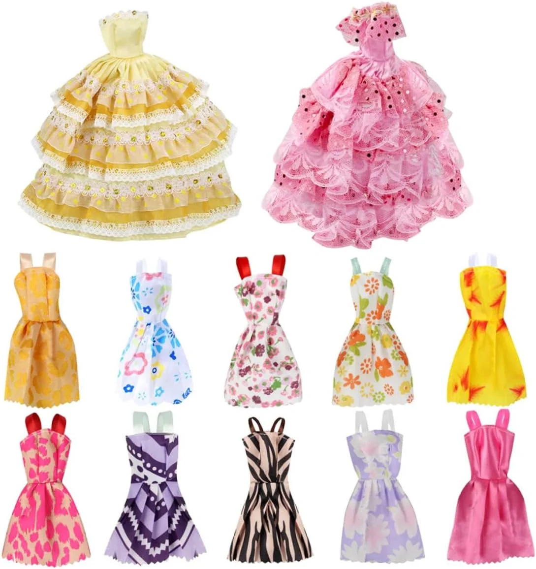 لباس عروسک، لباس های ظریف عروسک لباس روزانه عروسک لباس عروسی لوازم خانه عروسک 12 عددی