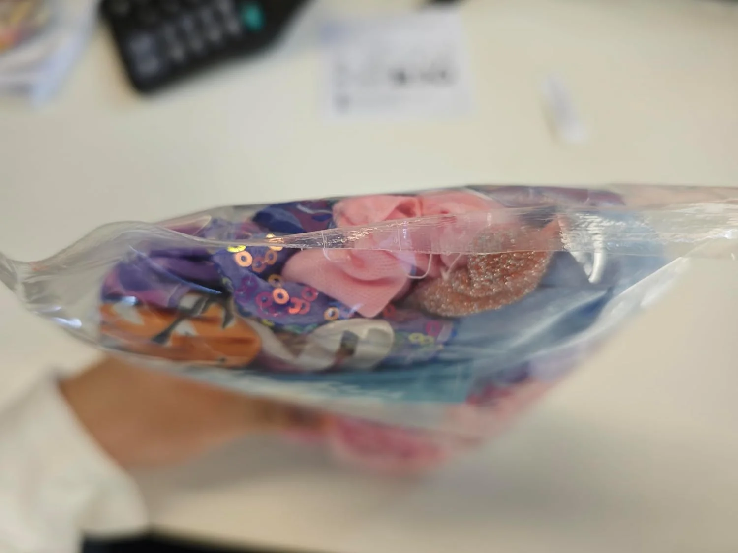 51 تکه لباس و لوازم جانبی برای عروسک ها، شامل 5 لباس عروسی، 10 دامن ساسون دار، 2 دامن فانتزی، 2 تاپ و شلوار، 2 بیکینی، 20 کفش، 17 لوازم جانبی برای عروسک های 11.5 اینچی (استایل تصادفی) 51 تکه لباس و لوازم جانبی برای عروسک ها، شامل 5 لباس عروسی، 10 دامن ساسون دار، 2 دامن فانتزی، 2 تاپ و شلوار، 2 بیکینی، 20 کفش، 17 لوازم جانبی برای عروسک های 11.5 اینچی (استایل تصادفی)