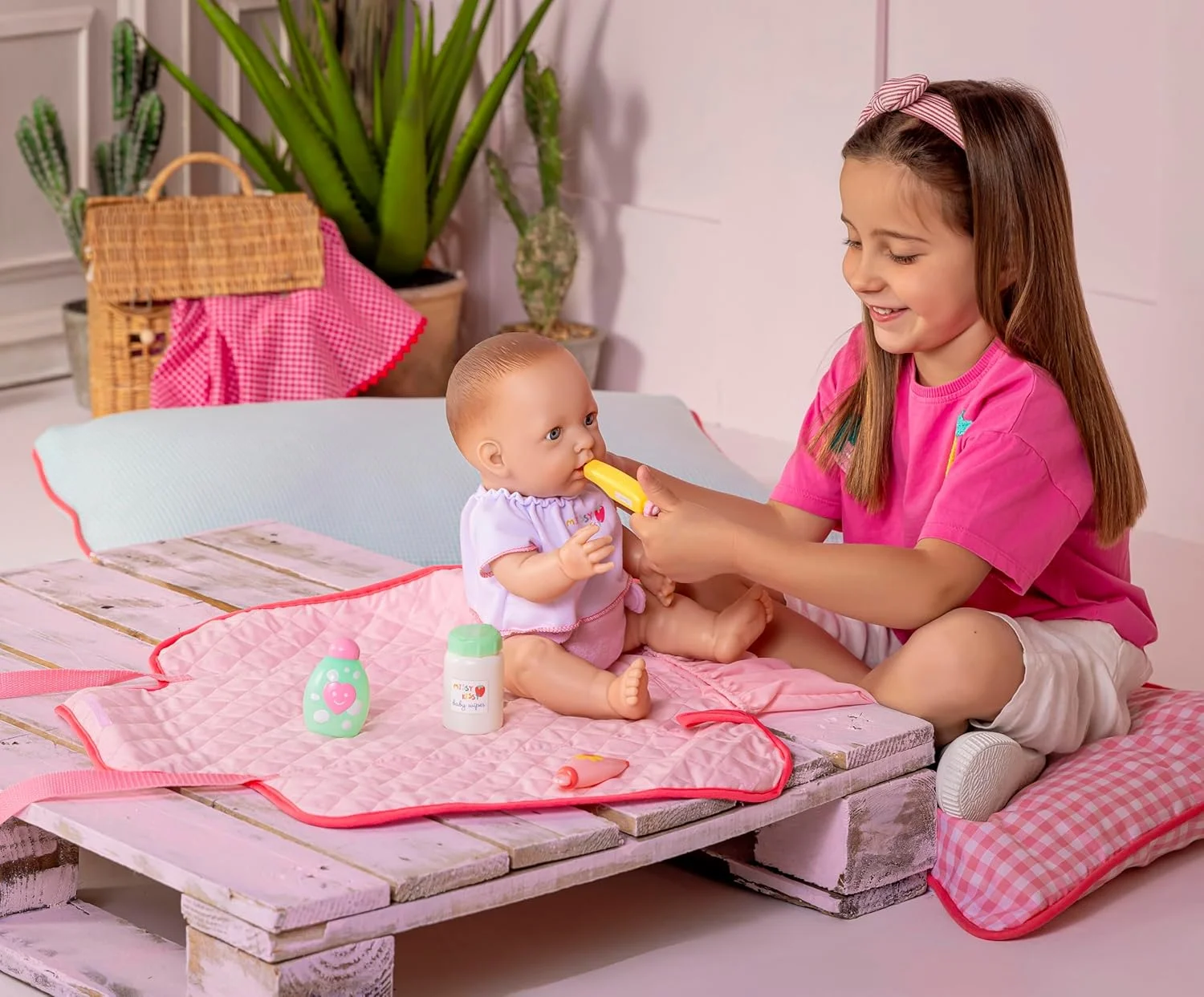 ست هدیه 7 تکه کیف تعویض پوشک تاشو JC Toys Missy Kissy ست هدیه 7 تکه کیف تعویض پوشک تاشو JC Toys Missy Kissy