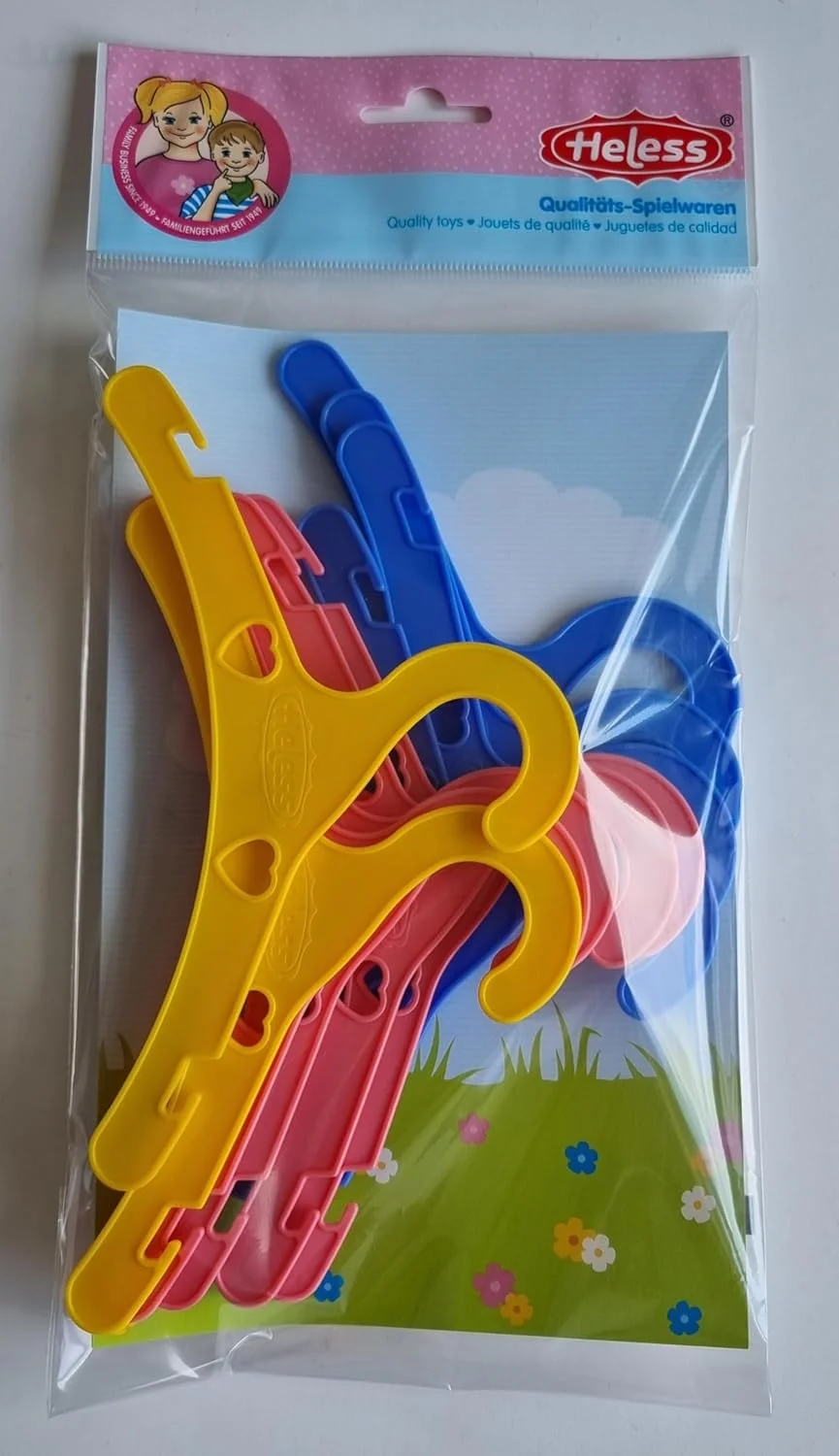 آویز لباس عروسک رنگارنگ هلِس مدل 50778، بسته 10 عددی، تقریباً 18 × 8 سانتی متر، لوازم جانبی کمد عروسک آویز لباس عروسک رنگارنگ هلِس مدل 50778، بسته 10 عددی، تقریباً 18 × 8 سانتی متر، لوازم جانبی کمد عروسک