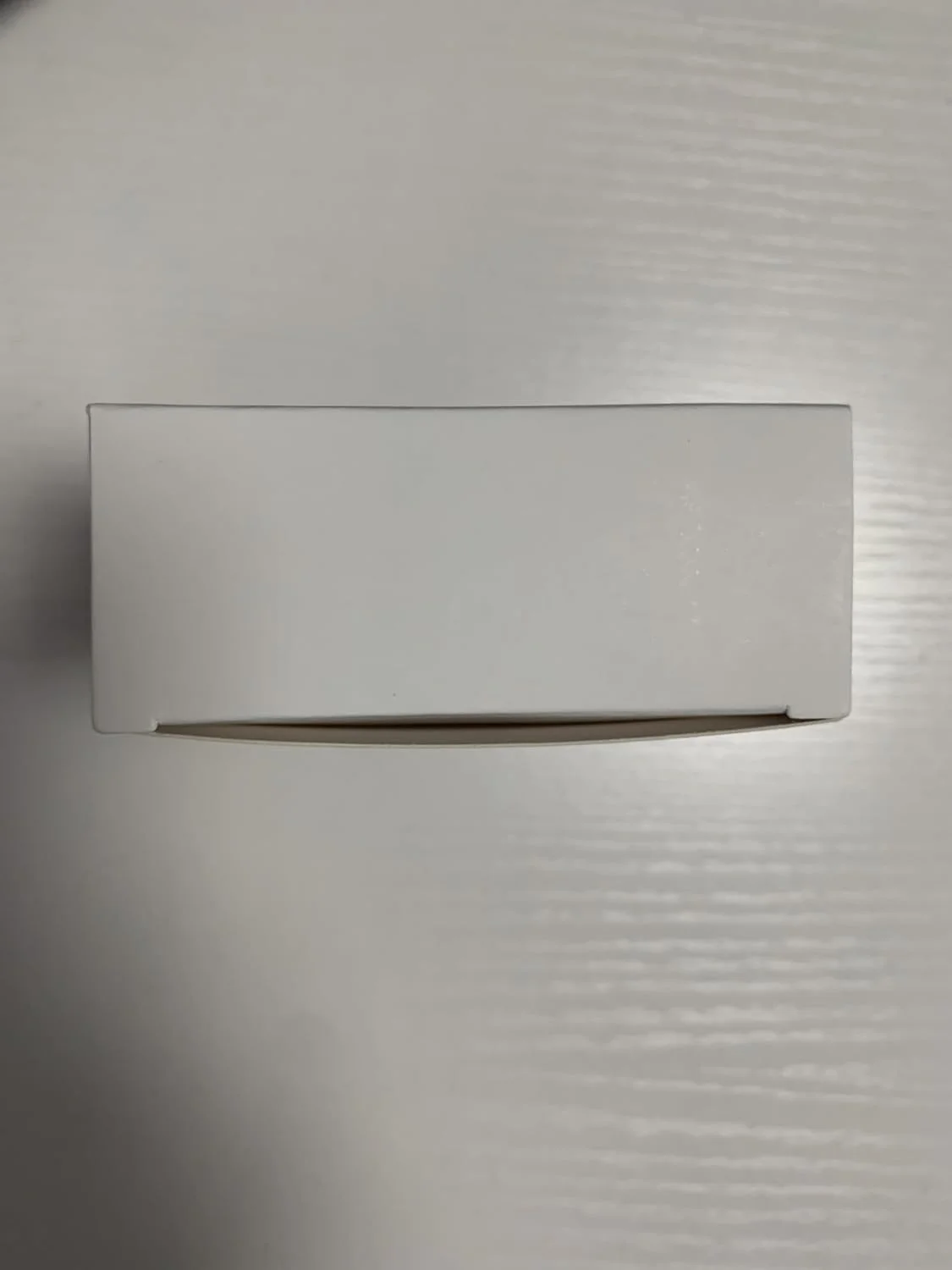 ست لباس 4 تکه عروسک برای مدل های 17 و 15 سانتی متری (بدون عروسک) - کلاه مخملی سفید + عینک سفید + لباس سفید + پیش بند صورتی ست لباس 4 تکه عروسک برای مدل های 17 و 15 سانتی متری (بدون عروسک) - کلاه مخملی سفید + عینک سفید + لباس سفید + پیش بند صورتی