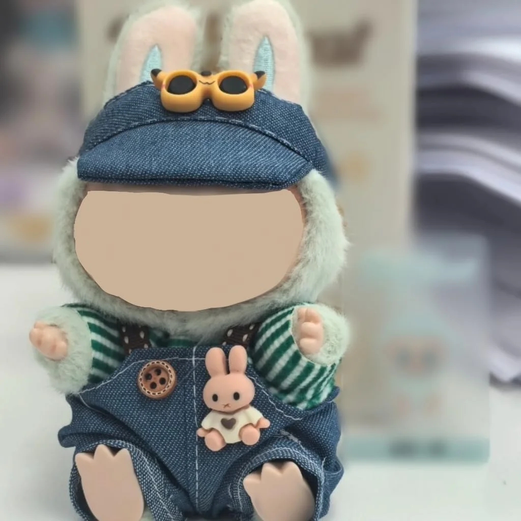 ست لباس و لوازم جانبی قلاب بافی 3 تکه برای عروسک های لابوبو 17 سانتی متری، شامل تکه های طرح جین، مناسب برای کلکسیونرهای عروسک های پولیشی، عروسک شامل نمی شود