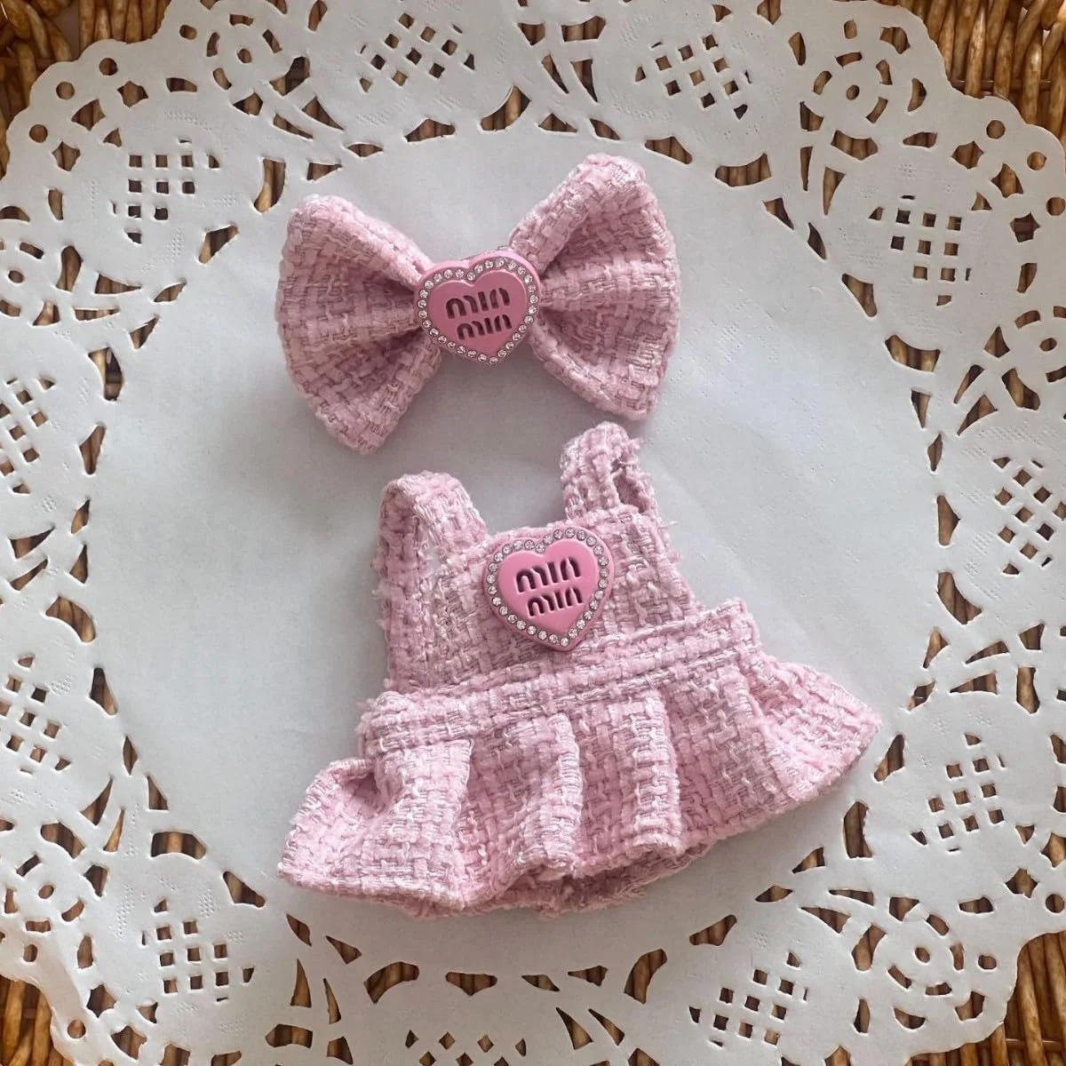 ست لباس و پوشاک عروسک 17 سانتی متری - لباس های مد روز با لوازم جانبی، لباس های شیک و لوکس عروسک و بسته استایل، فقط لباس (صورتی)