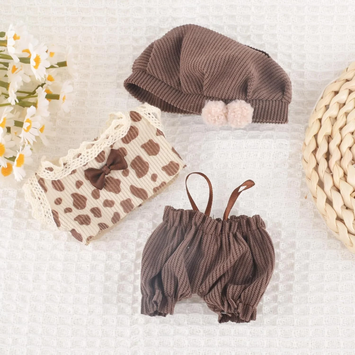 ست لباس عروسکی 3 تکه KASTWAVE برای عروسک پولیشی Labubu، شامل کلاه، تاپ و شلوار، مناسب برای عروسک های 17 سانتی متری، هدیه لوازم جانبی شیک عروسک برای پسران و دختران (بدون عروسک) ست لباس عروسکی 3 تکه KASTWAVE برای عروسک پولیشی Labubu، شامل کلاه، تاپ و شلوار، مناسب برای عروسک های 17 سانتی متری، هدیه لوازم جانبی شیک عروسک برای پسران و دختران (بدون عروسک)