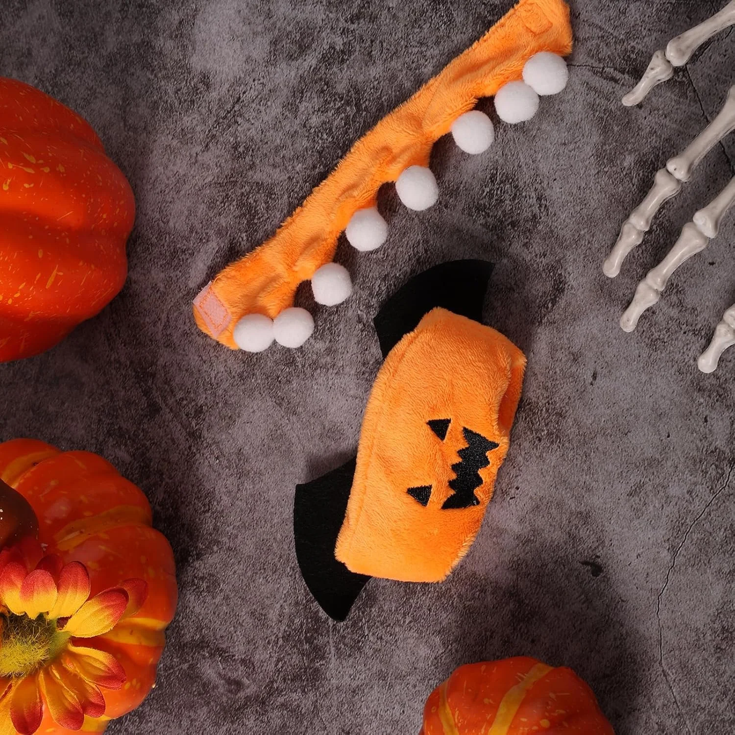 ست لباس عروسک 17 سانتی متری، لباس خفاش و کدو تنبل با تم هالووین نارنجی و شال گردن، لوازم جانبی شیک و زیبا برای کلکسیونرها، تزئین و نمایش ست لباس عروسک 17 سانتی متری، لباس خفاش و کدو تنبل با تم هالووین نارنجی و شال گردن، لوازم جانبی شیک و زیبا برای کلکسیونرها، تزئین و نمایش