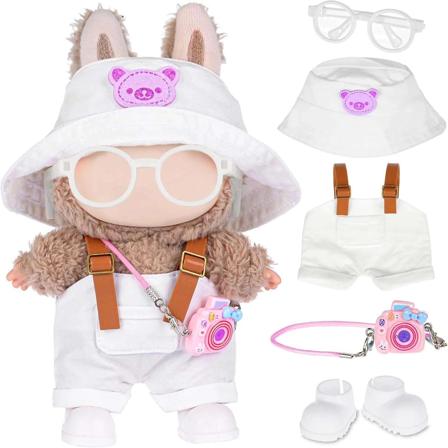 ست لباس و لوازم جانبی عروسک فشن 17 سانتی متری شامل: کلاه، سرهمی، کفش، عینک و کیف - لباس های زیبا برای لباس پوشیدن با سبک منحصر به فرد (عروسک شامل نمی شود)، سفید