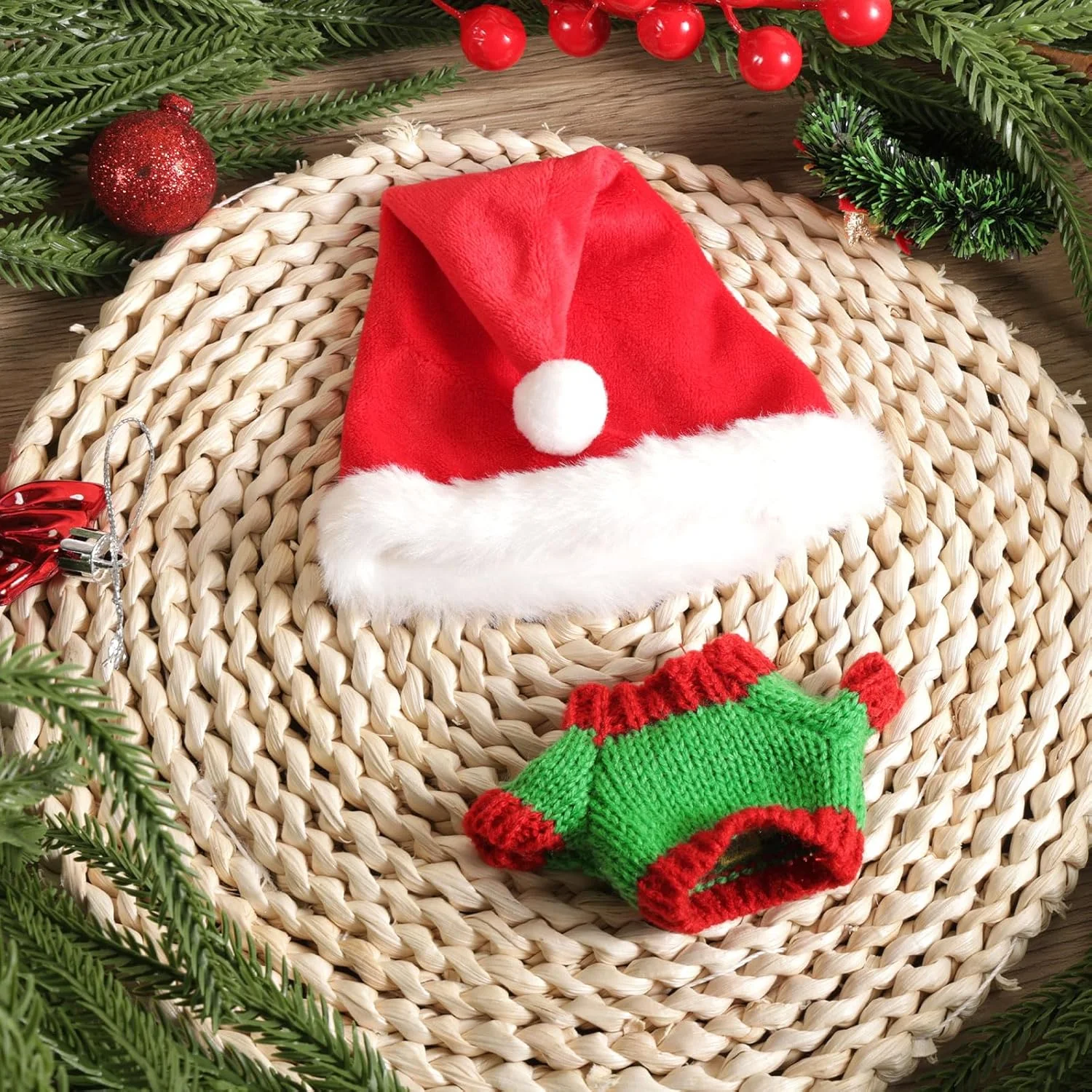 ست لباس عروسک کریسمس، شامل کلاه بابانوئل شیک و لباس تعطیلات برای عروسک های بزرگ 17 سانتی متری، لوازم جانبی نمایش (فقط لباس) ست لباس عروسک کریسمس، شامل کلاه بابانوئل شیک و لباس تعطیلات برای عروسک های بزرگ 17 سانتی متری، لوازم جانبی نمایش (فقط لباس)