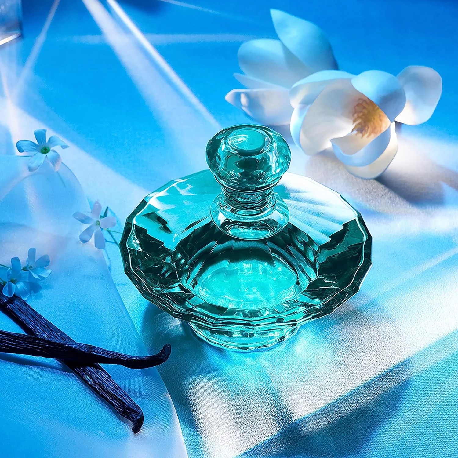 عطر زنانه بریتنی اسپیرز Curious، 100 میل ادو پرفیوم اسپری، سفید عطر زنانه بریتنی اسپیرز Curious، 100 میل ادو پرفیوم اسپری، سفید