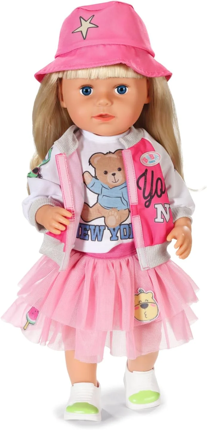 ست لباس مسافرتی لوکس بیبی بورن به همراه لباس عروسک، کلاه سطلی، کفش، ژاکت، پاسپورت و چمدان برای عروسک های 43 سانتی متری، مناسب برای کودکان 3 سال به بالا، 836316 زپف کریشن ست لباس مسافرتی لوکس بیبی بورن به همراه لباس عروسک، کلاه سطلی، کفش، ژاکت، پاسپورت و چمدان برای عروسک های 43 سانتی متری، مناسب برای کودکان 3 سال به بالا، 836316 زپف کریشن