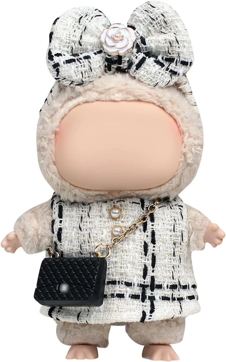 لباس - ست شیک چهارخانه کلاسیک برای عروسک 17 سانتی متری Lbubu، شامل یک پیراهن چهارخانه سفید و مشکی، پاپیون سر و کیف مینی مشکی شیک - عروسک شامل نمی شود (سفید)