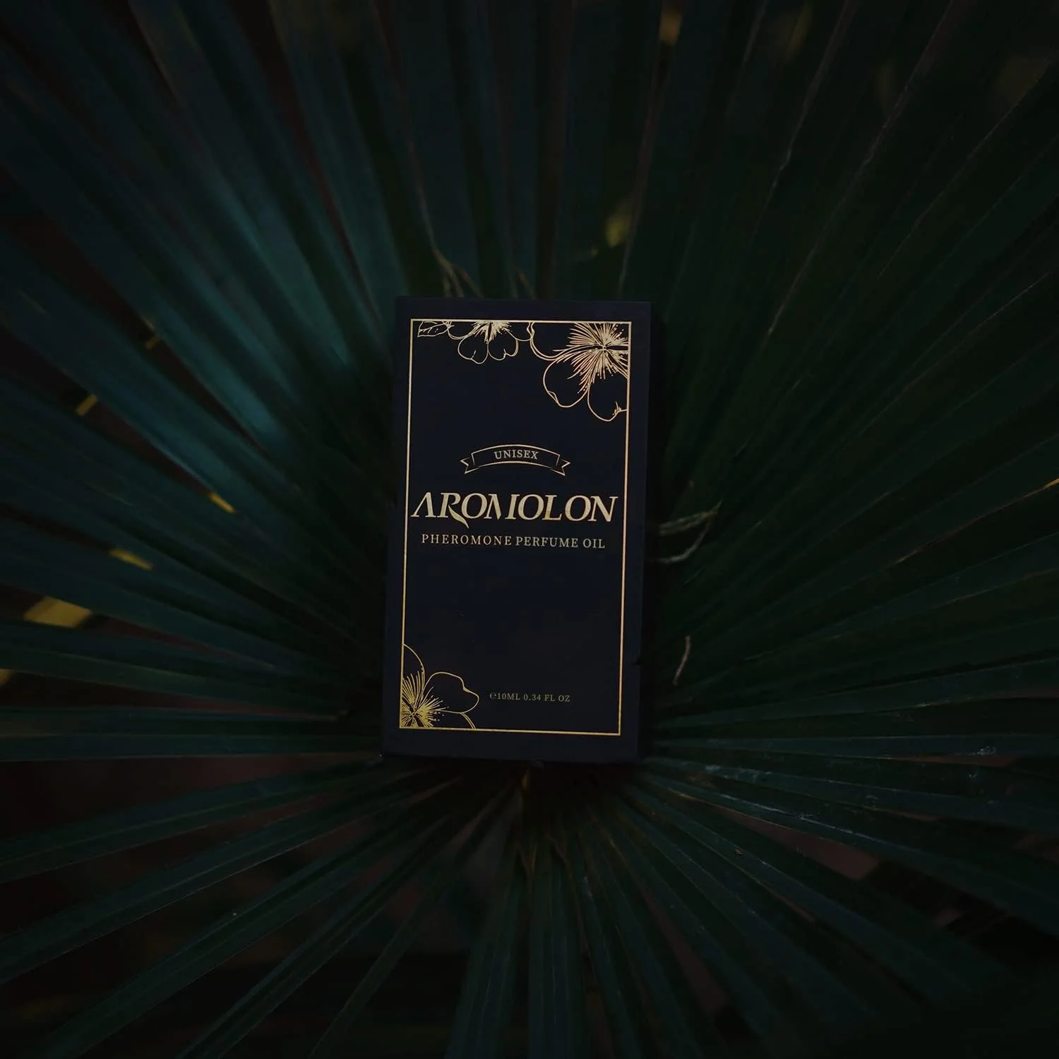 روغن عطر فرمونی آرومولون униسکس برای زنان و مردان (رازآلود) - فرمون های عطر ماندگار برای مردان و زنان 10 میلی لیتر روغن عطر فرمونی آرومولون униسکس برای زنان و مردان (رازآلود) - فرمون های عطر ماندگار برای مردان و زنان 10 میلی لیتر