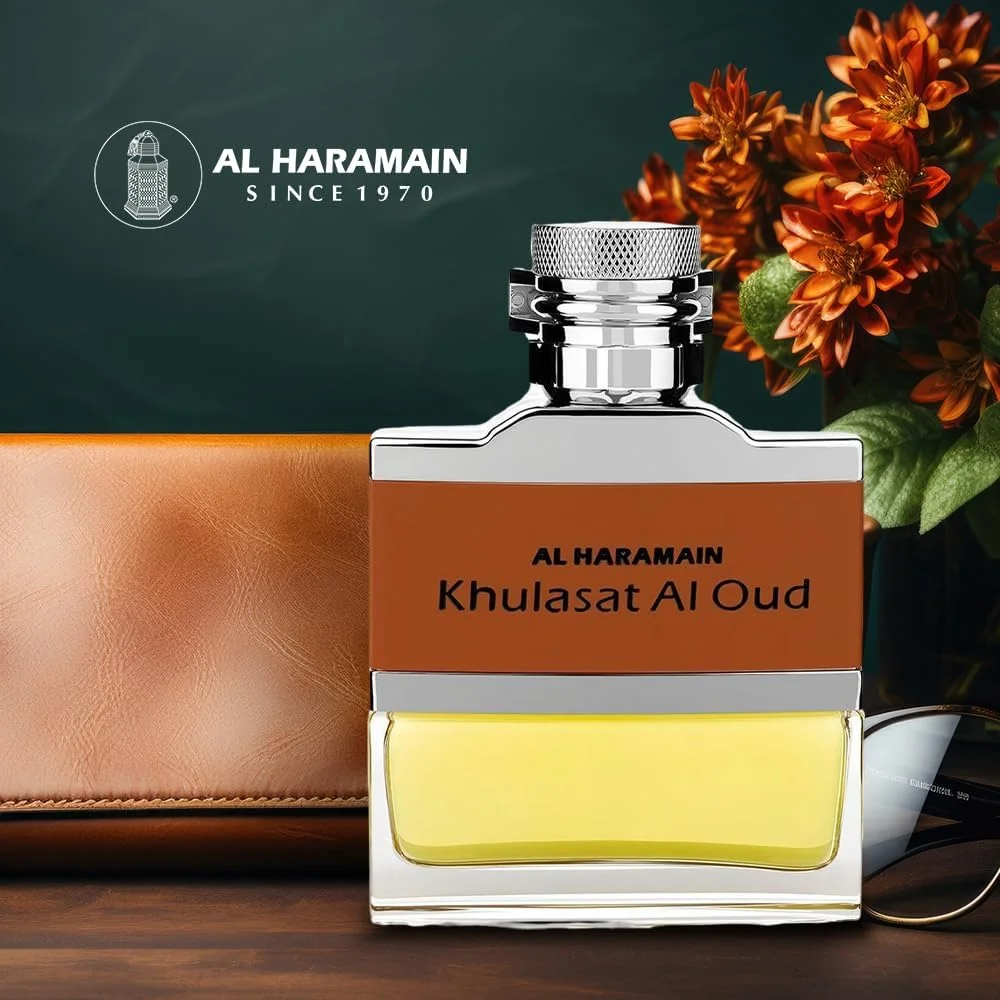 اسپری عطر خلاصات العود الحرمین 100 میلی لیتر | ادو پرفیوم ماندگار برای مردان | رایحه چرم دودی، عنبر، مشک و عود چوبی | عطر عربی لوکس اسپری عطر خلاصات العود الحرمین 100 میلی لیتر | ادو پرفیوم ماندگار برای مردان | رایحه چرم دودی، عنبر، مشک و عود چوبی | عطر عربی لوکس