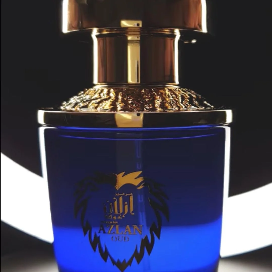 عطر ادکلن الحرمین ازلان عود بلو ادیشن اکستریت د پرفیوم 100 میلی لیتر | عطر لوکس унисекс | رایحه چوبی تند با هل، گریپ فروت، دارچین، نعناع هندی، عنبر و وتیور عطر ادکلن الحرمین ازلان عود بلو ادیشن اکستریت د پرفیوم 100 میلی لیتر | عطر لوکس унисекс | رایحه چوبی تند با هل، گریپ فروت، دارچین، نعناع هندی، عنبر و وتیور