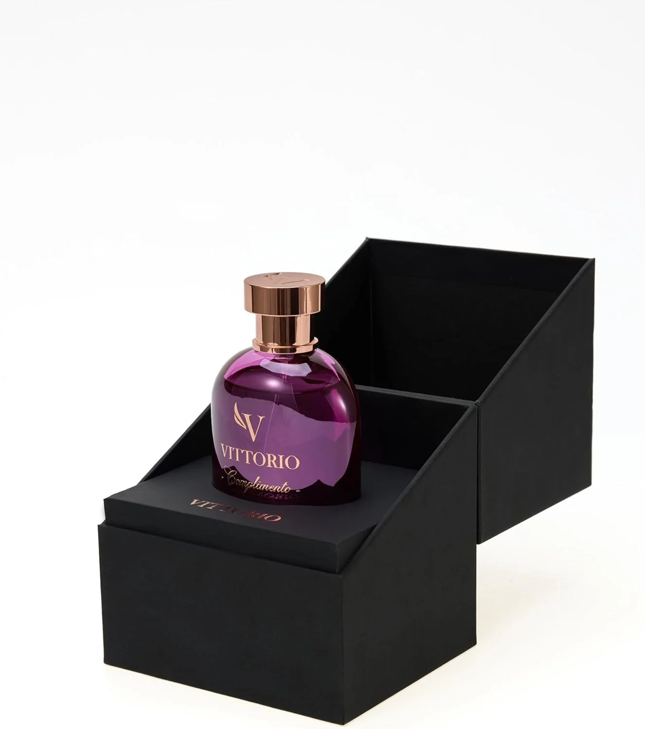 عطر زنانه ویتوریو کامپلیمنتو، رایحه گلی گرم و ادویه ای با نت های شهوانی، عطر ماندگار برای لحظات عاشقانه و مناسبت های خاص، 100 میلی لیتر عطر زنانه ویتوریو کامپلیمنتو، رایحه گلی گرم و ادویه ای با نت های شهوانی، عطر ماندگار برای لحظات عاشقانه و مناسبت های خاص، 100 میلی لیتر