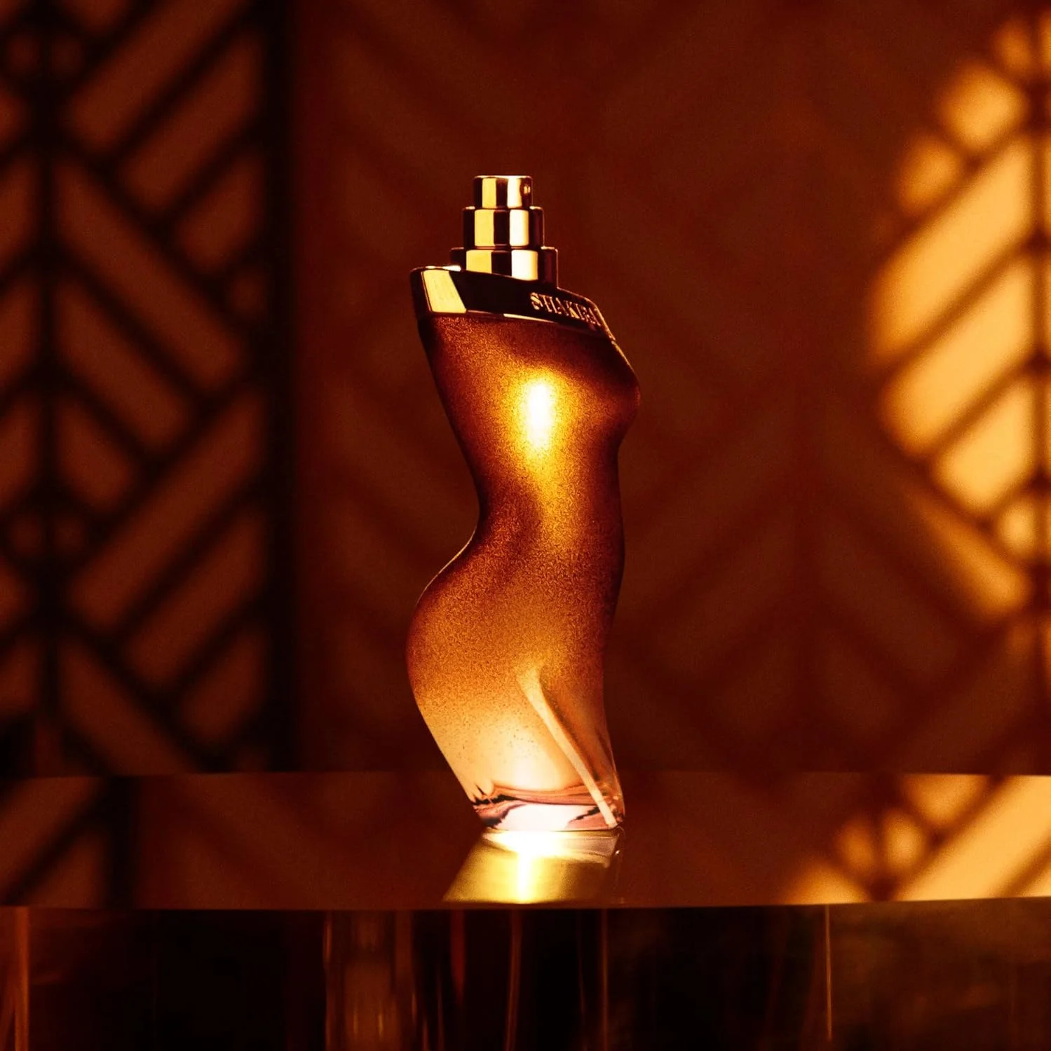عطر شکیرا - دنس میدنایت زنانه توسط شکیرا، عطر گلی گورمند - 50 میلی لیتر