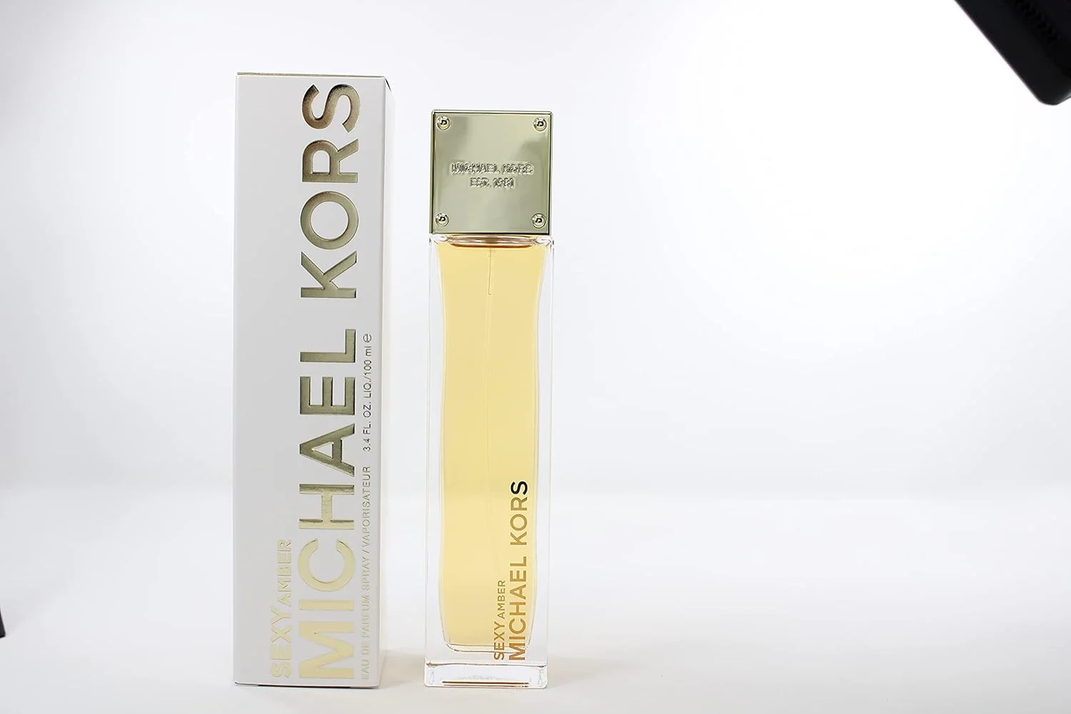 عطر زنانه سکسی امبر از مایکل کورس - 100 میلی لیتر ادو پرفیوم اسپری عطر زنانه سکسی امبر از مایکل کورس - 100 میلی لیتر ادو پرفیوم اسپری