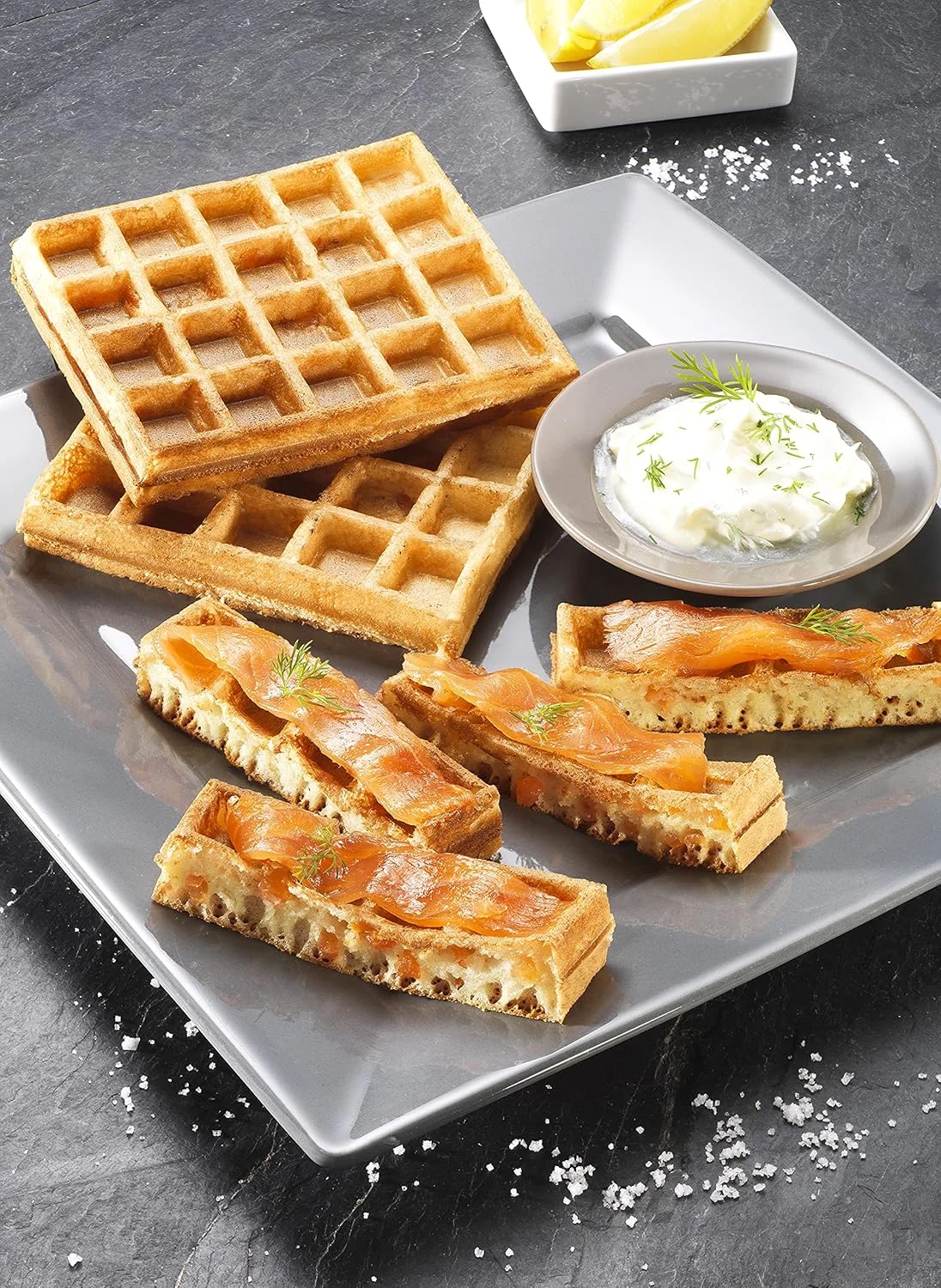 دستگاه چندکاره تفال مدل Snack Collection SW854D به همراه 4 صفحه نچسب، قابل شستشو در ماشین ظرفشویی، مناسب برای پانینی، وافل، ساندویچ، شیرینی، 700 وات، مشکی/استیل
