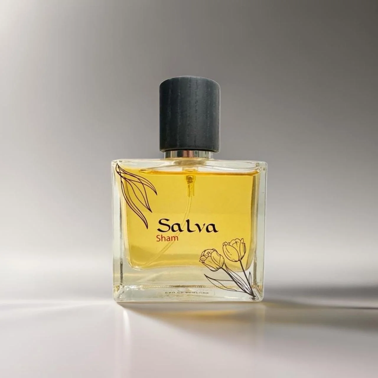 عطر سلوا شام 50 میلی لیتر - ترکیبی نفیس از چوب صندل، جوز هندی، مشک، اسطوخودوس، ترنج، نارنگی، وتیور و قهوه. ترکیبی فریبنده از تمایز و رمز و راز. عطر سلوا شام 50 میلی لیتر - ترکیبی نفیس از چوب صندل، جوز هندی، مشک، اسطوخودوس، ترنج، نارنگی، وتیور و قهوه. ترکیبی فریبنده از تمایز و رمز و راز.