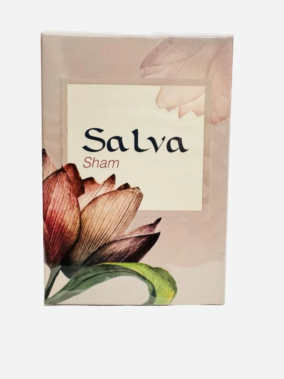 عطر سلوا شام 50 میلی لیتر - ترکیبی نفیس از چوب صندل، جوز هندی، مشک، اسطوخودوس، ترنج، نارنگی، وتیور و قهوه. ترکیبی فریبنده از تمایز و رمز و راز. عطر سلوا شام 50 میلی لیتر - ترکیبی نفیس از چوب صندل، جوز هندی، مشک، اسطوخودوس، ترنج، نارنگی، وتیور و قهوه. ترکیبی فریبنده از تمایز و رمز و راز.