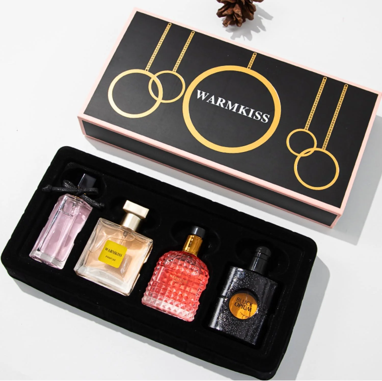 ست هدیه عطر زنانه 4 عددی، عطر زنانه برای هدیه، ست مینی عطر ماندگار، رایحه گل، میوه ای، عطر عید، هدیه تولد برای زنان، ادو پرفیوم هدیه کریسمس برای او ست هدیه عطر زنانه 4 عددی، عطر زنانه برای هدیه، ست مینی عطر ماندگار، رایحه گل، میوه ای، عطر عید، هدیه تولد برای زنان، ادو پرفیوم هدیه کریسمس برای او