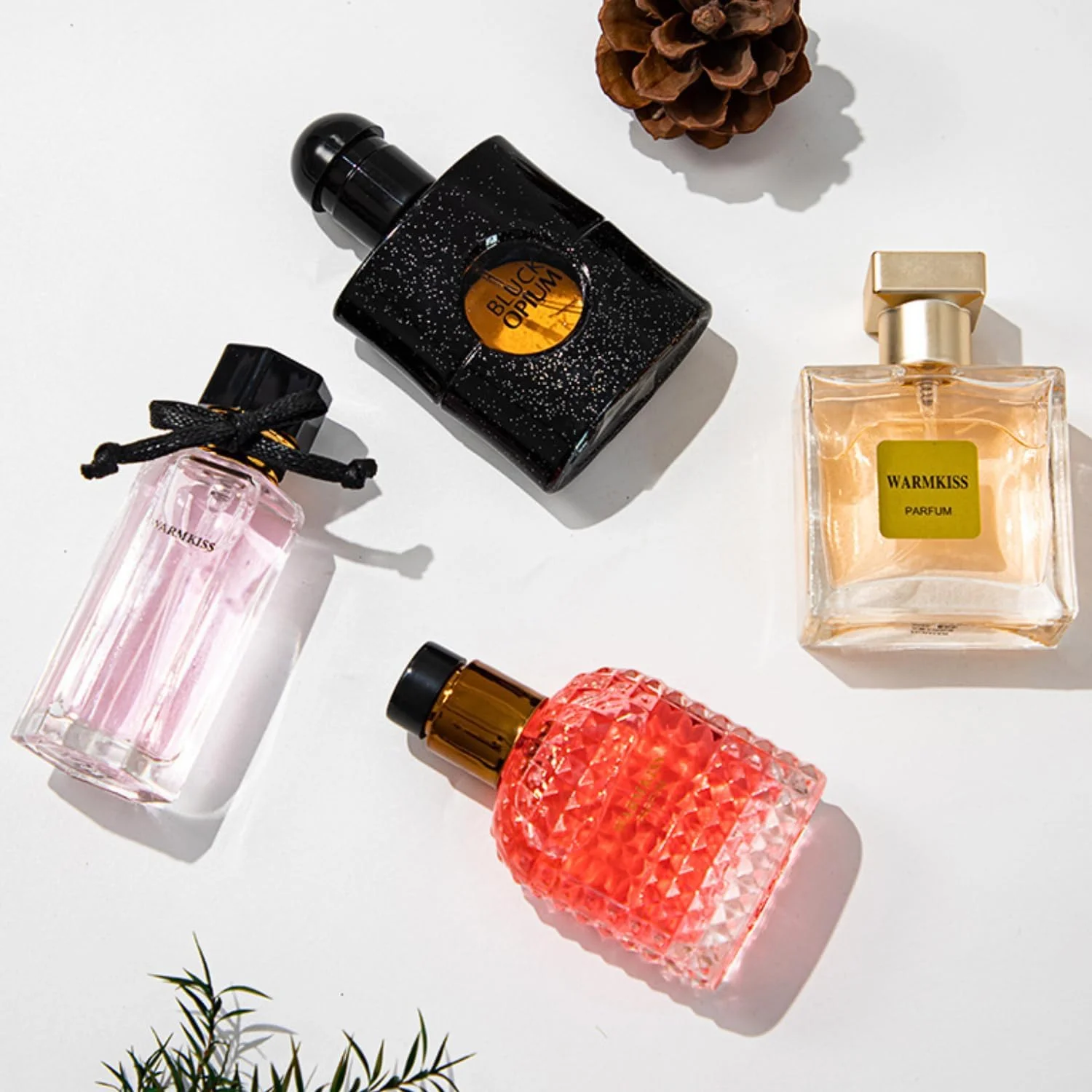 ست هدیه عطر زنانه 4 عددی، عطر زنانه برای هدیه، ست مینی عطر ماندگار، رایحه گل، میوه ای، عطر عید، هدیه تولد برای زنان، ادو پرفیوم هدیه کریسمس برای او ست هدیه عطر زنانه 4 عددی، عطر زنانه برای هدیه، ست مینی عطر ماندگار، رایحه گل، میوه ای، عطر عید، هدیه تولد برای زنان، ادو پرفیوم هدیه کریسمس برای او