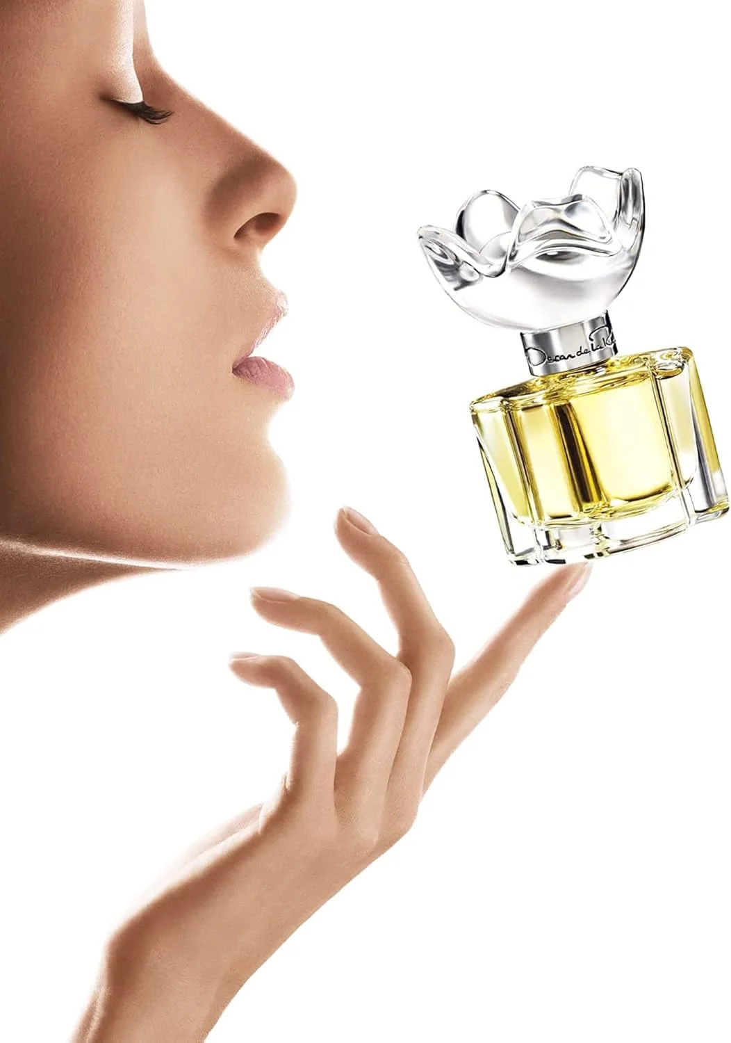 اسپری عطر ادو پرفیوم زنانه Oscar de la Renta Esprit D'Oscar، 3.4 اونس مایع اسپری عطر ادو پرفیوم زنانه Oscar de la Renta Esprit D'Oscar، 3.4 اونس مایع