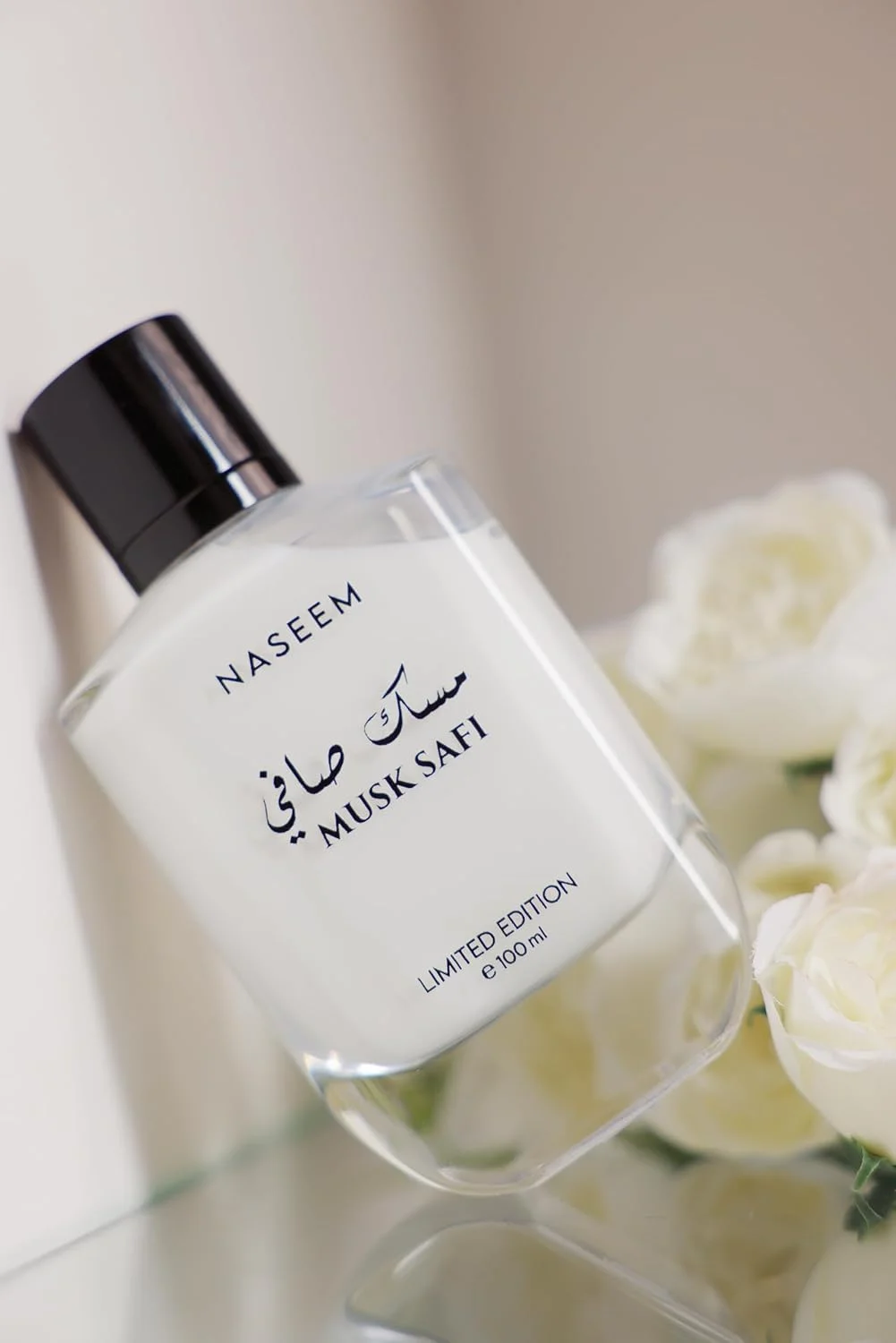 عطر نسیم مشک صافی با رایحه ملایم ادو پرفیوم مردانه و زنانه 100 میلی لیتر عطر نسیم مشک صافی با رایحه ملایم ادو پرفیوم مردانه و زنانه 100 میلی لیتر