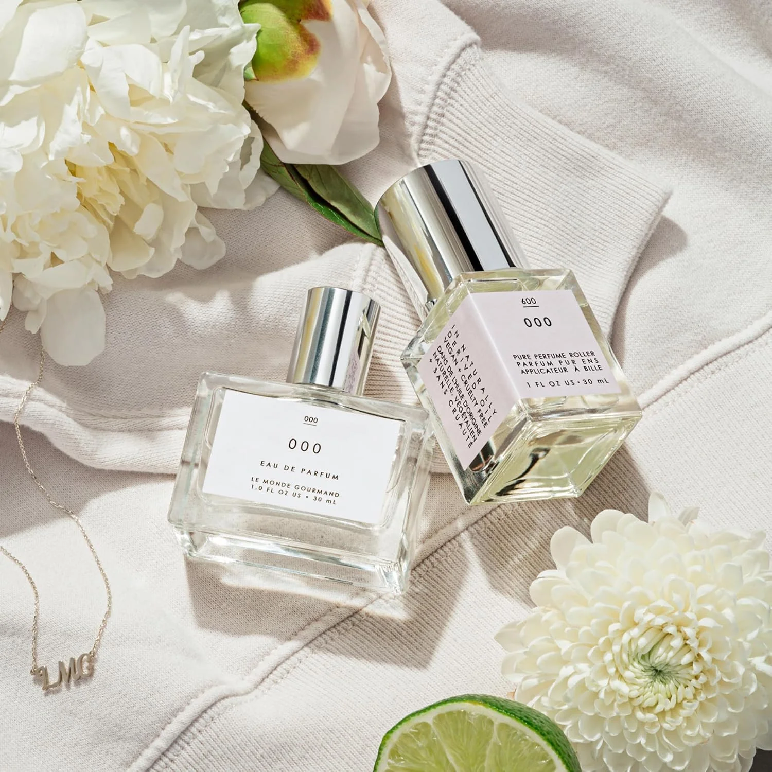 روغن عطر شماره 600 000 Le Monde Gourmand Tru Fragrance & Beauty - گل بادام، فریزیا سفید و چوب دریفت وود دریایی - از Tru Fragrance and Beauty روغن عطر شماره 600 000 Le Monde Gourmand Tru Fragrance & Beauty - گل بادام، فریزیا سفید و چوب دریفت وود دریایی - از Tru Fragrance and Beauty