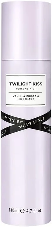 اسپری عطر زنانه Miss So…? مدل Twilight Kiss – اسپری خوشبو کننده جذاب و ماندگار، رایحه ای فریبنده برای استفاده در روز و شب، 140 میلی لیتر