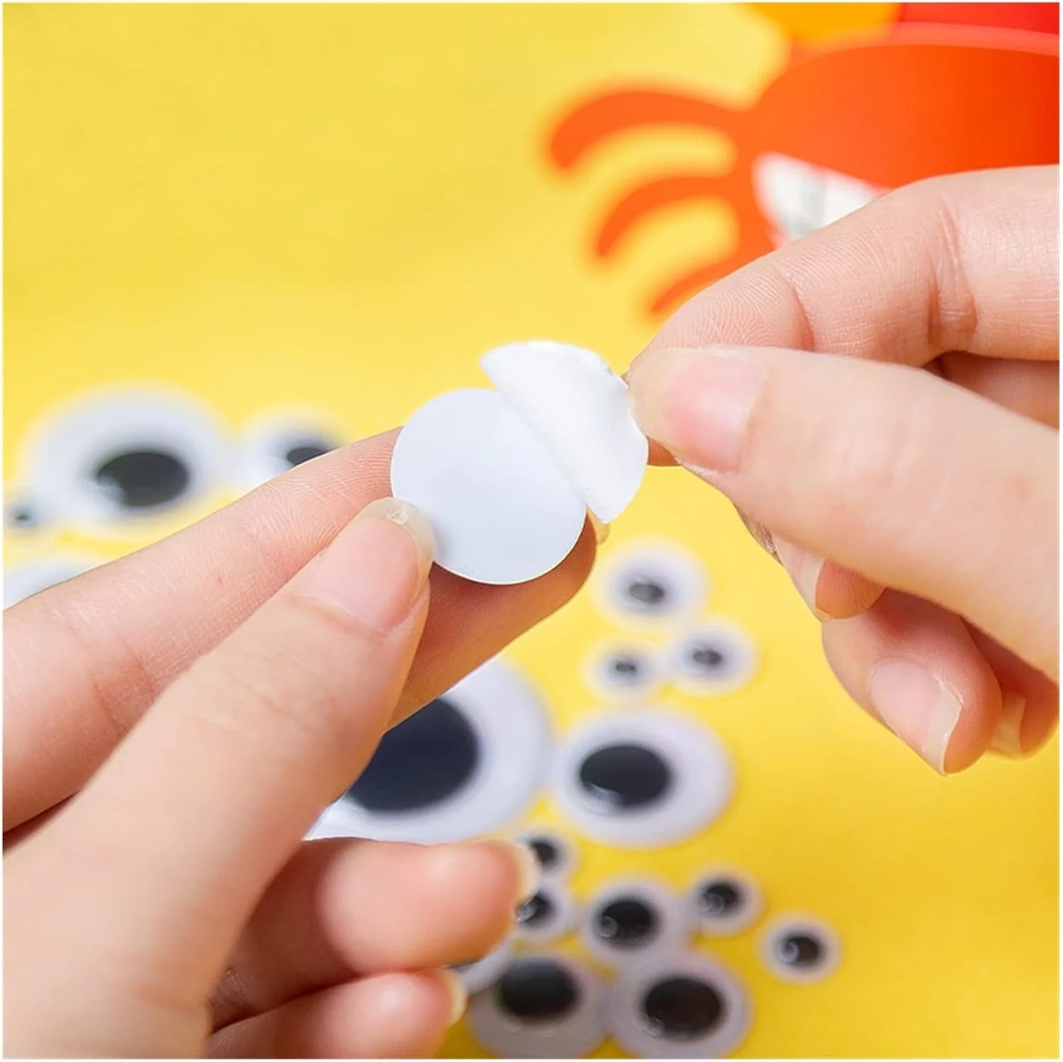 چشم عروسک 100 عددی خودچسب DIY برای کاردستی، چشم متحرک شبیه سازی حیوانات، لوازم مهد کودک، ساخت عروسک (رنگ: مشکی) چشم عروسک 100 عددی خودچسب DIY برای کاردستی، چشم متحرک شبیه سازی حیوانات، لوازم مهد کودک، ساخت عروسک (رنگ: مشکی)