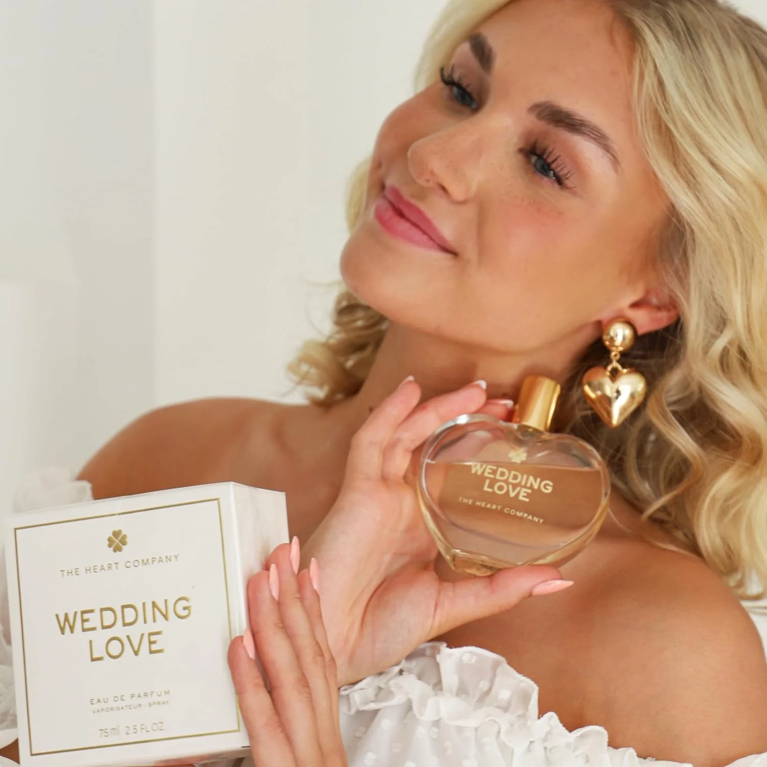 عطر زنانه WEDDING LOVE از THE HEART COMPANY | رایحه میوه ای و شیرین زنانه | هدیه جشن عروسی | هدیه عروسی برای عروس | وگان و بدون تست حیوانی EDP 75ml - 2.5 fl oz. عطر زنانه WEDDING LOVE از THE HEART COMPANY | رایحه میوه ای و شیرین زنانه | هدیه جشن عروسی | هدیه عروسی برای عروس | وگان و بدون تست حیوانی EDP 75ml - 2.5 fl oz.