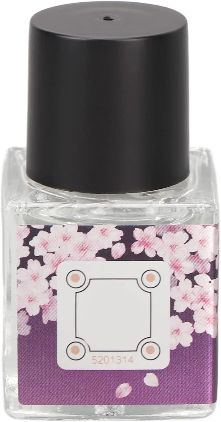 عطر گلی، عطر زنانه، رفع کننده بو با رایحه رمانتیک ساکورا، طراحی ساده عطر زنانه برای ران، مچ دست