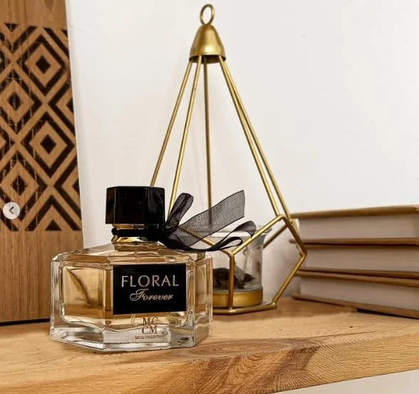 ادو پرفیوم زنانه مدل Floral حجم 100 میلی لیتر از مگا کالکشن