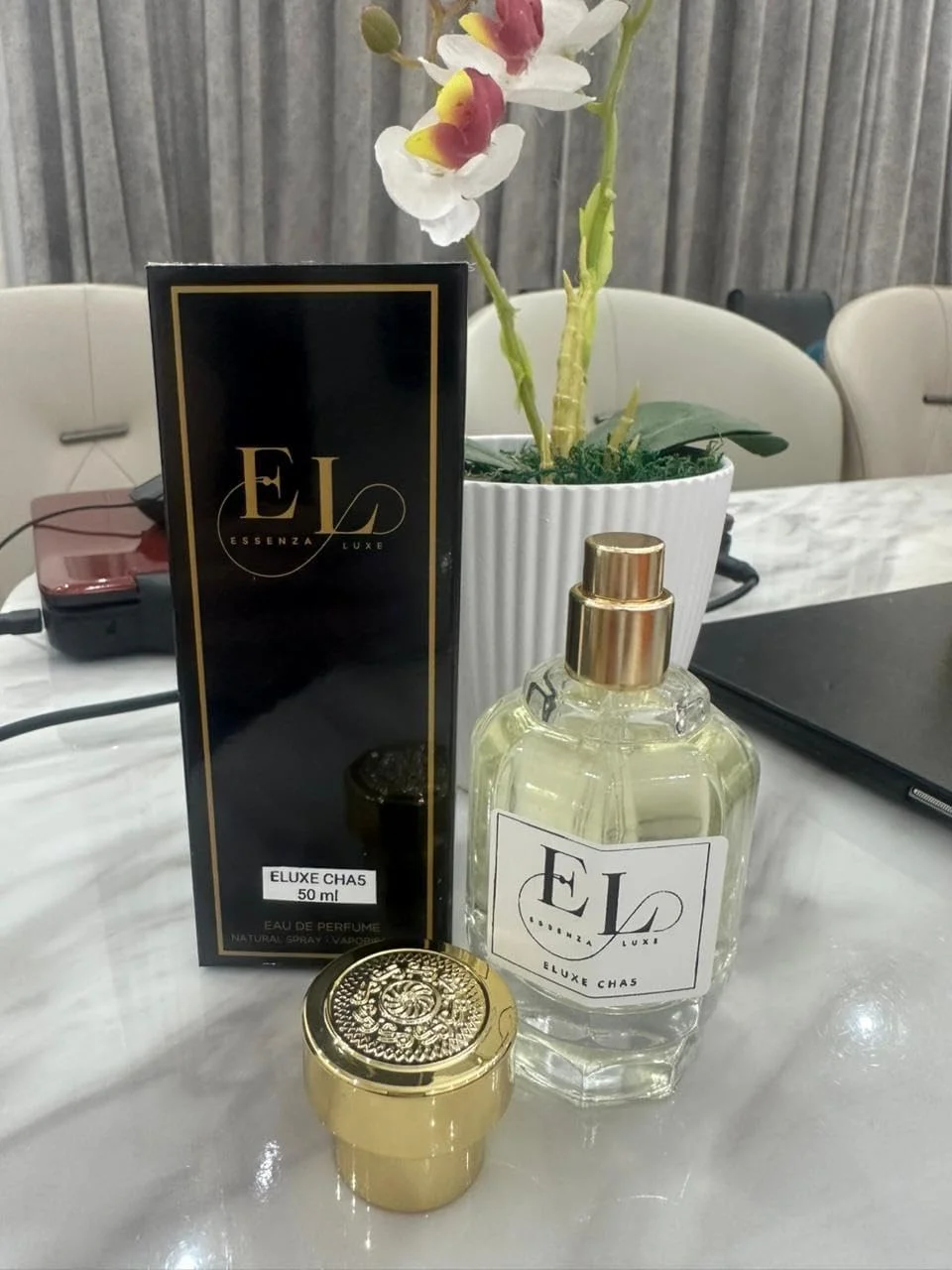 ادو پرفیوم زنانه Eluxe CHA5 - 50 میلی لیتر عطرهای روغنی ادو پرفیوم زنانه Eluxe CHA5 - 50 میلی لیتر عطرهای روغنی