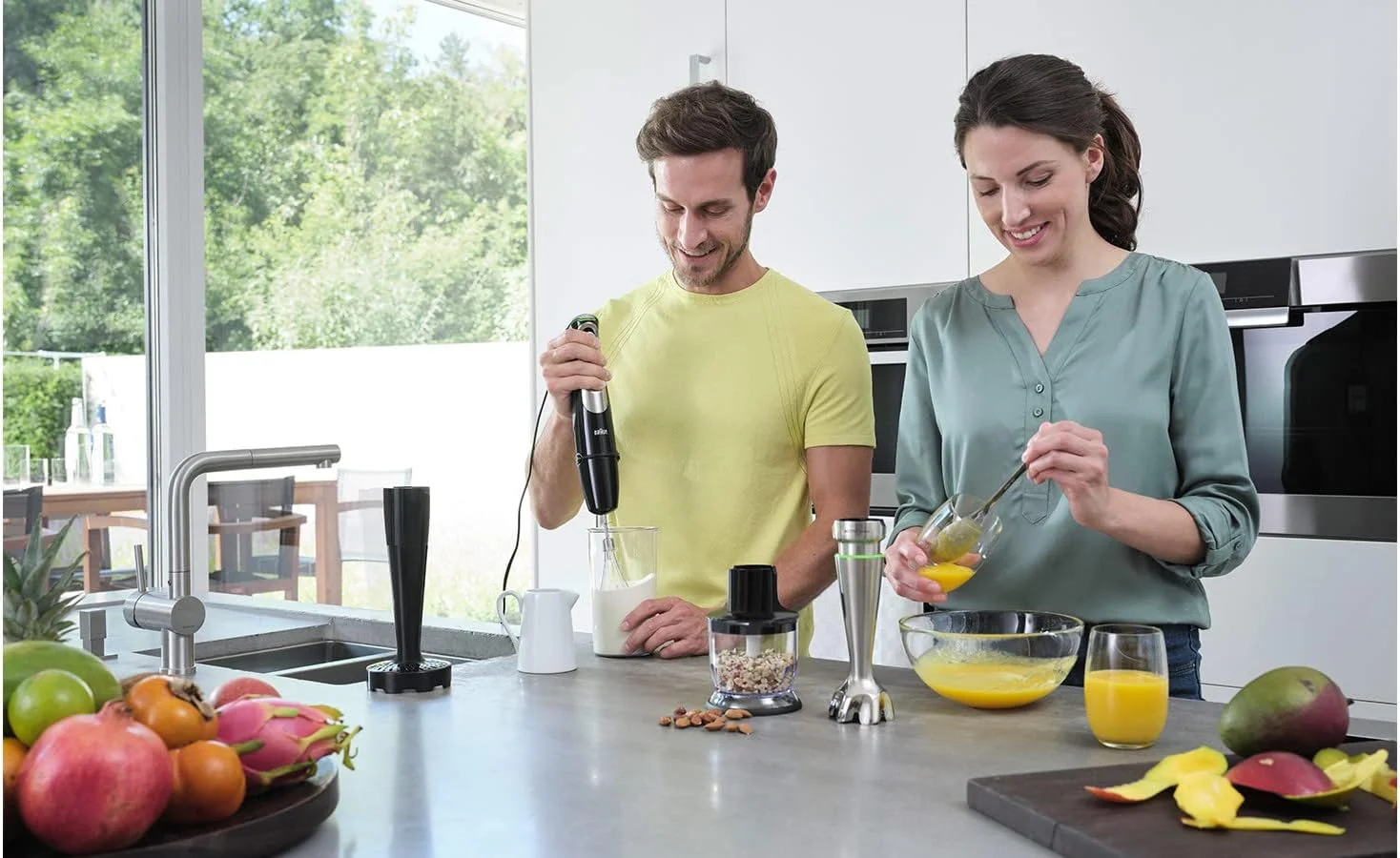 سری همزن استیل براون مدل MQS 050 BK با سیستم EasyClick Plus - لوازم جانبی برای همزن های دستی MultiQuick 7 و 9 براون، فاقد BPA، مشکی سری همزن استیل براون مدل MQS 050 BK با سیستم EasyClick Plus - لوازم جانبی برای همزن های دستی MultiQuick 7 و 9 براون، فاقد BPA، مشکی