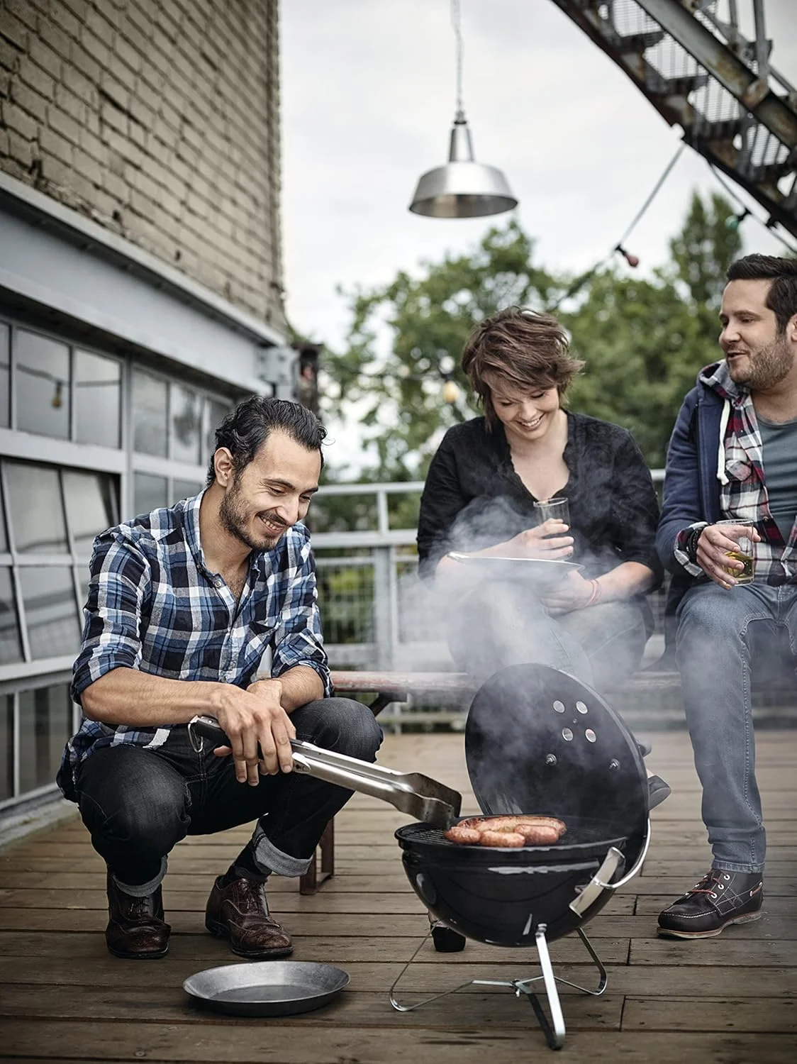 باربیکیو زغالی قابل حمل Weber Smokey Joe Premium، خاکستری دودی، 37 سانتی متر