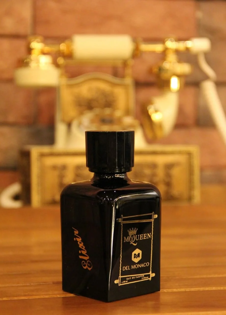 عطر زنانه دل موناکو مدل My Queen ادو پرفیوم 100 میل عطر زنانه دل موناکو مدل My Queen ادو پرفیوم 100 میل