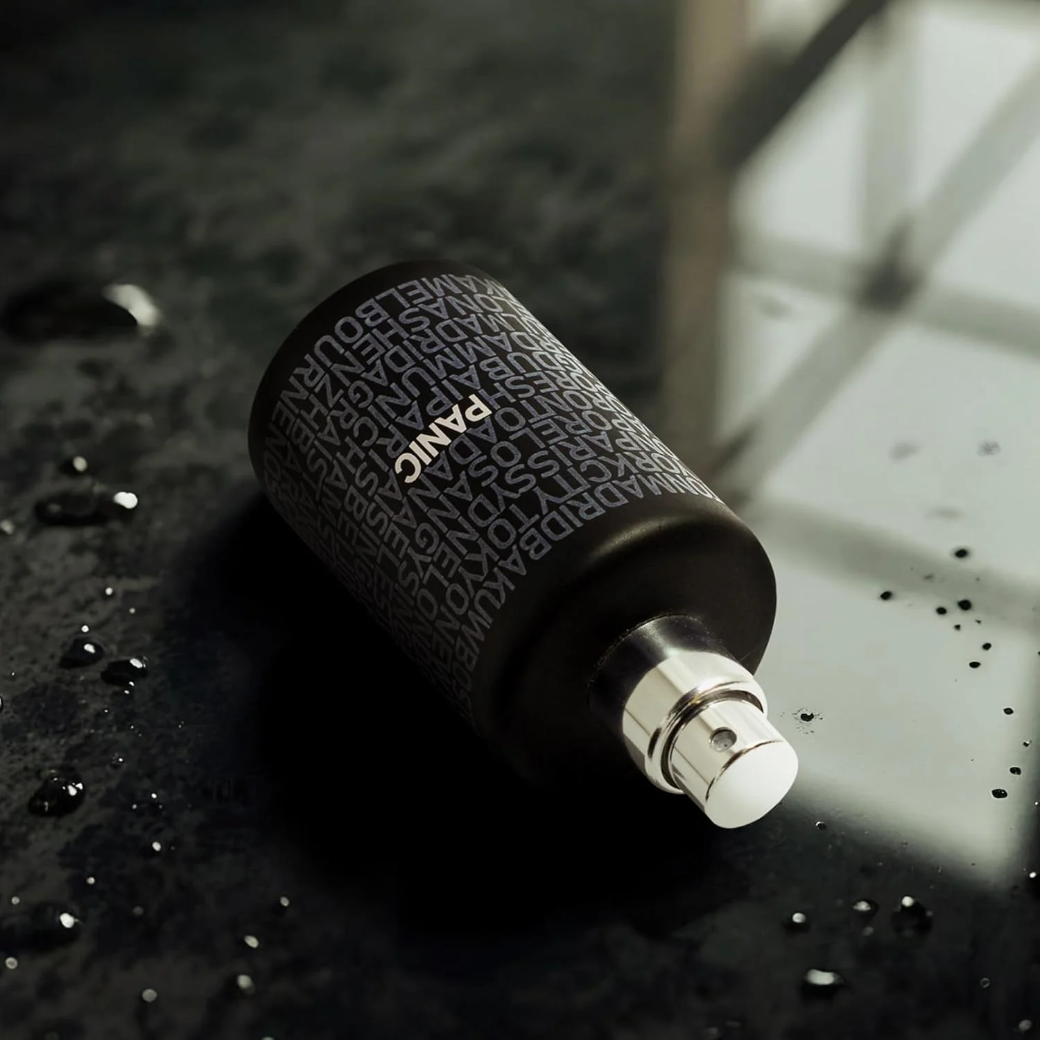 عطر унисекс Chaos Collection By AMD Perfumes Panic - عطر کلاسیک مردانه و زنانه - رایحه های ماندگار مردانه و زنانه با ترکیبی از گریپ فروت و آناناس ادو پرفیوم EDP 30ml