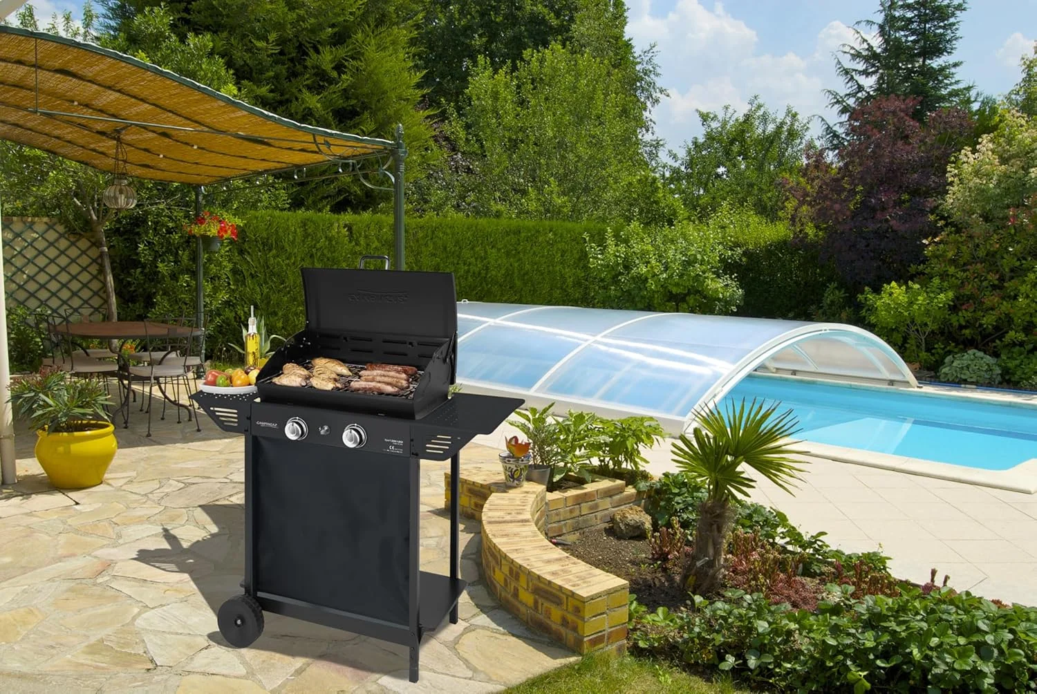 باربیکیو گازی چرخدار Campingaz Xpert 200 LXD با 2 مشعل گازی آلومینایز، درب با دماسنج، توان 7.1 کیلو وات، قفسه گرم کننده، 2 میز تاشو جانبی باربیکیو گازی چرخدار Campingaz Xpert 200 LXD با 2 مشعل گازی آلومینایز، درب با دماسنج، توان 7.1 کیلو وات، قفسه گرم کننده، 2 میز تاشو جانبی