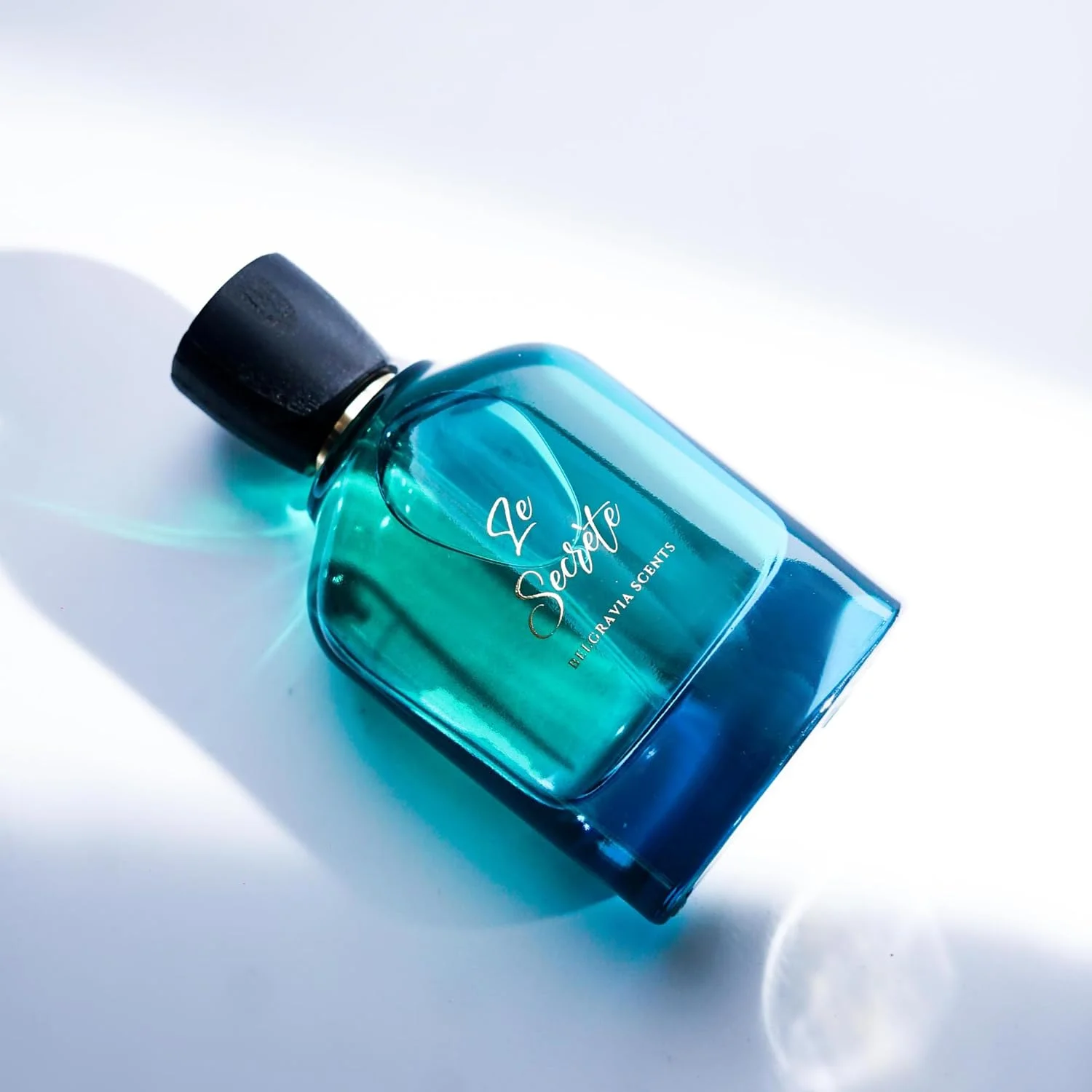 عطر بلگراویا سنتز له سکرت унисекс ادو پرفیوم EDP 100ml عطر بلگراویا سنتز له سکرت унисекс ادو پرفیوم EDP 100ml