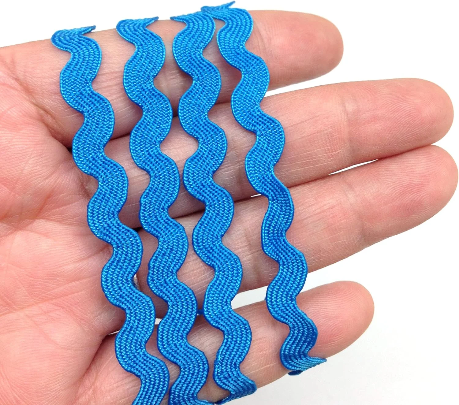 نوار تزیینی حاشیه دار موج دار PEPPERLONELY به طول 15 یارد، آبی دریاچه ای، 5 میلی متری، برای لباس، خیاطی، گل سازی، دکوراسیون مهمانی خانگی، تزیینات عروسی، لوازم صنایع دستی روبان توری نوار تزیینی حاشیه دار موج دار PEPPERLONELY به طول 15 یارد، آبی دریاچه ای، 5 میلی متری، برای لباس، خیاطی، گل سازی، دکوراسیون مهمانی خانگی، تزیینات عروسی، لوازم صنایع دستی روبان توری