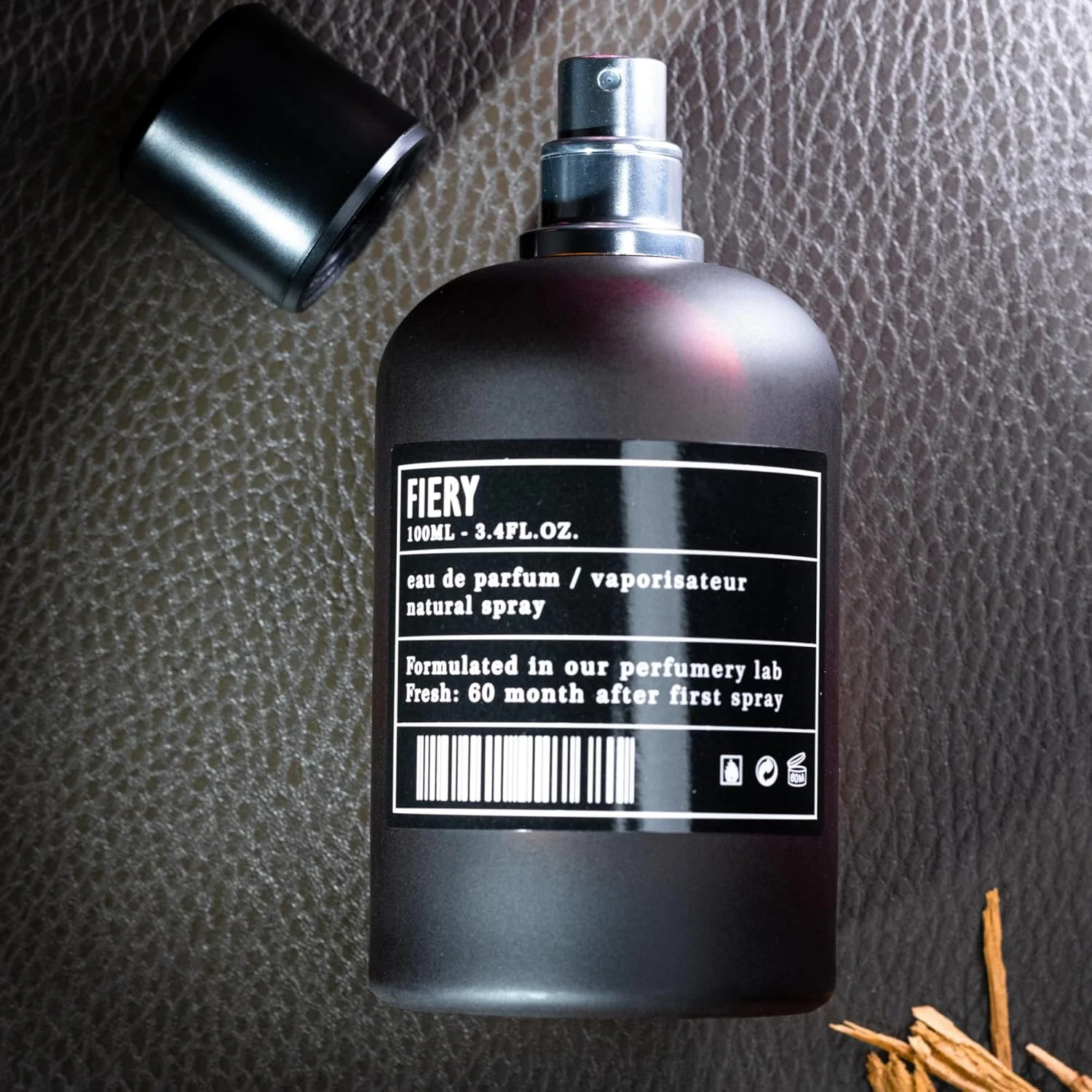 عطر آتشین унисекс ARO FAC از AMD Perfumes - عطر کلاسیک مردانه و زنانه - رایحه های ماندگار مردانه و زنانه با ترکیبی از عسل و یاسمن ادو پرفیوم EDP 100ml