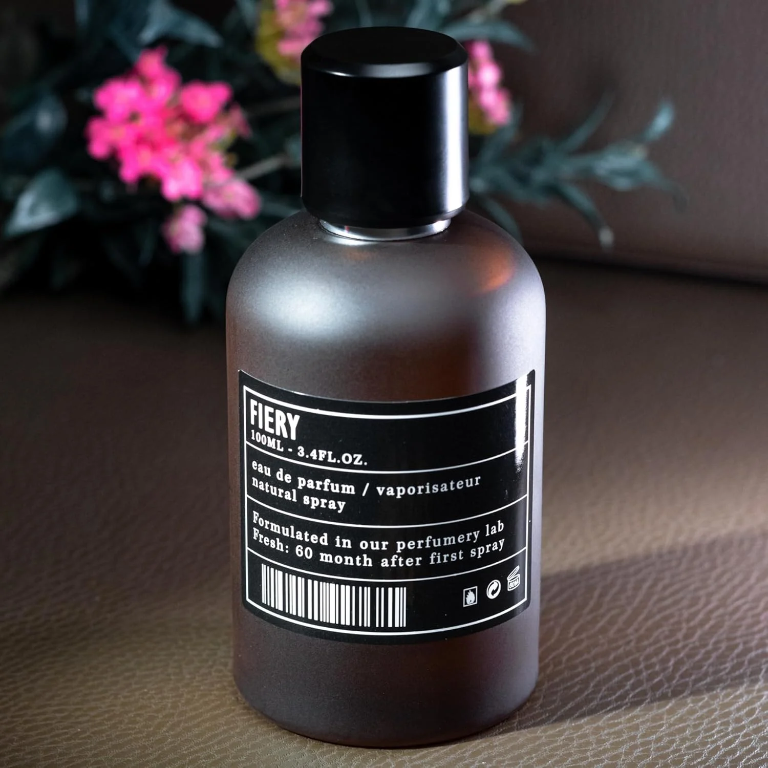 عطر آتشین унисекс ARO FAC از AMD Perfumes - عطر کلاسیک مردانه و زنانه - رایحه های ماندگار مردانه و زنانه با ترکیبی از عسل و یاسمن ادو پرفیوم EDP 100ml