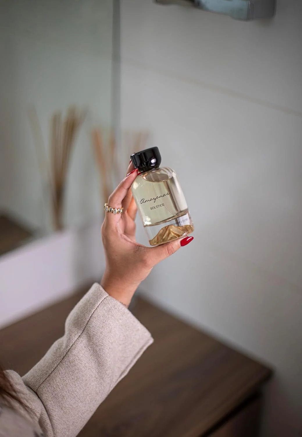 عطر زنانه آمازوناس سولستیس عربین - ادو پرفیوم جذاب، قوی و مقرون به صرفه، مجموعه عطرهای با کیفیت با رایحه ملایم، عطر زنانه برند Mood Lady EDP، ادکلن های معطر و گلی ایرانی
