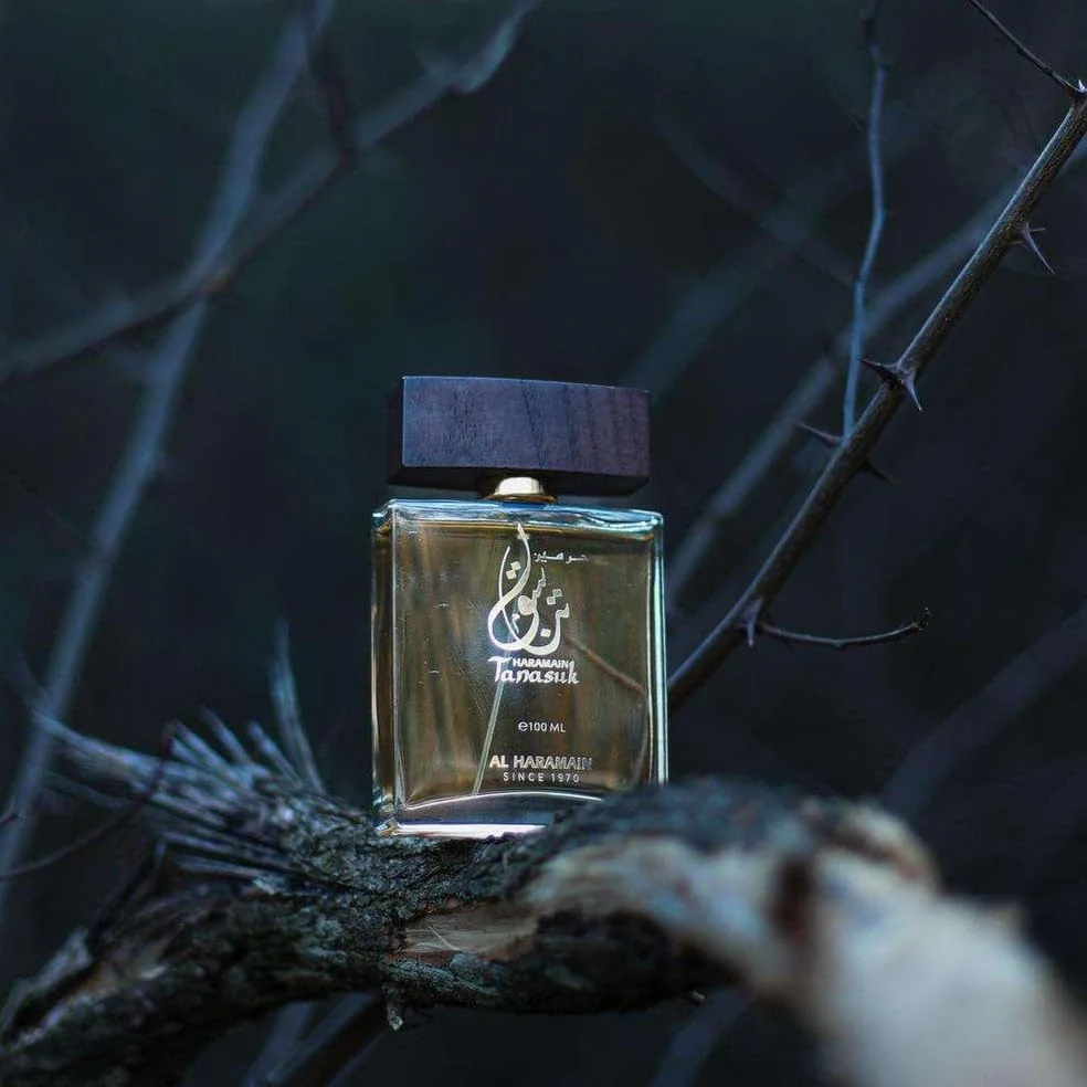 ال حرمین تناسوک اکستریت د پرفیوم اسپری 100 میلی لیتر | عطر لوکس یونیسکس با رایحه رز، انار، زعفران، یاس، عنبر، وانیل، مشک و شکر قهوه ای | عطر عربی ماندگار ال حرمین تناسوک اکستریت د پرفیوم اسپری 100 میلی لیتر | عطر لوکس یونیسکس با رایحه رز، انار، زعفران، یاس، عنبر، وانیل، مشک و شکر قهوه ای | عطر عربی ماندگار