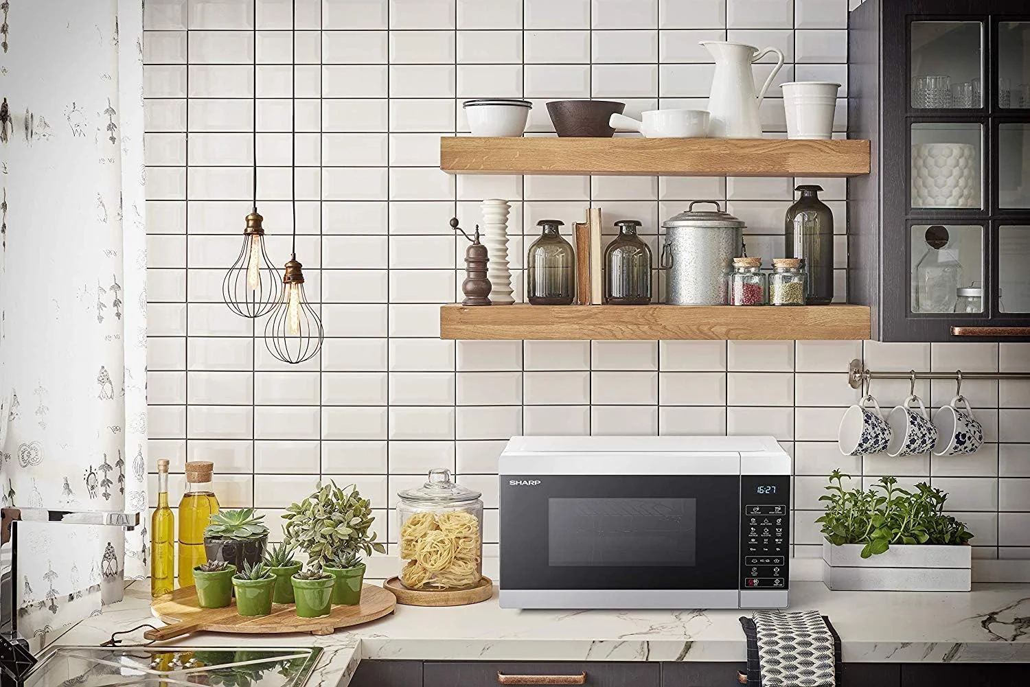 مایکروویو شارپ YC-MS51ES با عملکرد یخ زدایی مایکروویو شارپ YC-MS51ES با عملکرد یخ زدایی