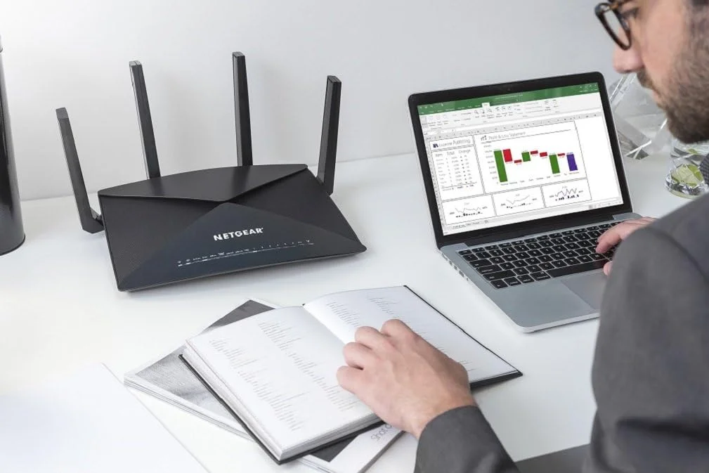 روتر وای فای گیمینگ نت گیر مدل NG-R9000-100EUS Nighthawk X10 AD7200 802.11ac/ad Quad-Stream، پردازنده چهار هسته ای 1.7 گیگاهرتزی، سرور رسانه Plex، سازگار با آمازون الکسا (R9000) روتر وای فای گیمینگ نت گیر مدل NG-R9000-100EUS Nighthawk X10 AD7200 802.11ac/ad Quad-Stream، پردازنده چهار هسته ای 1.7 گیگاهرتزی، سرور رسانه Plex، سازگار با آمازون الکسا (R9000)